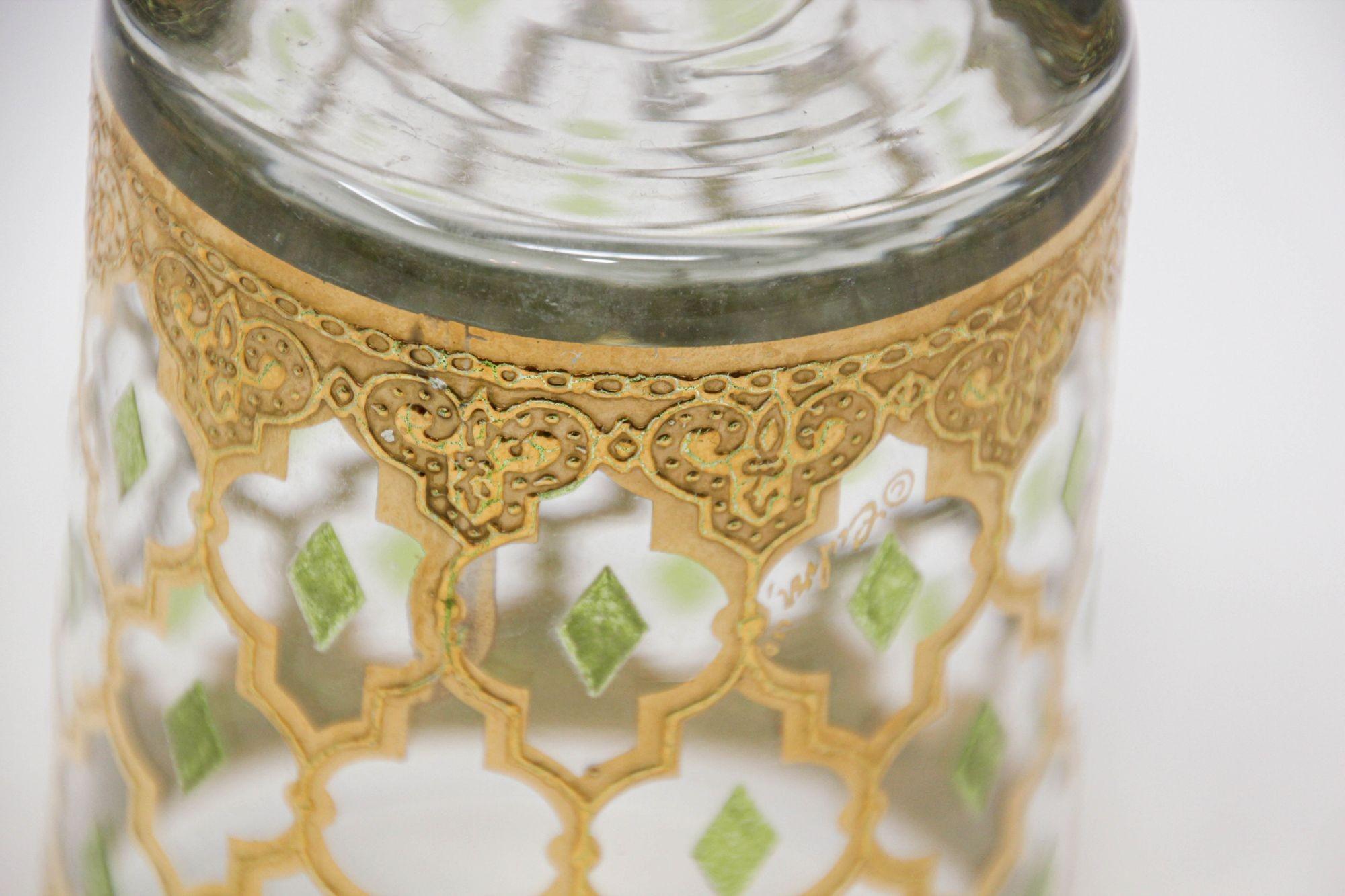 Vieux verre à couvercle à la mode avec motif Valence en or 22 carats en vente 3