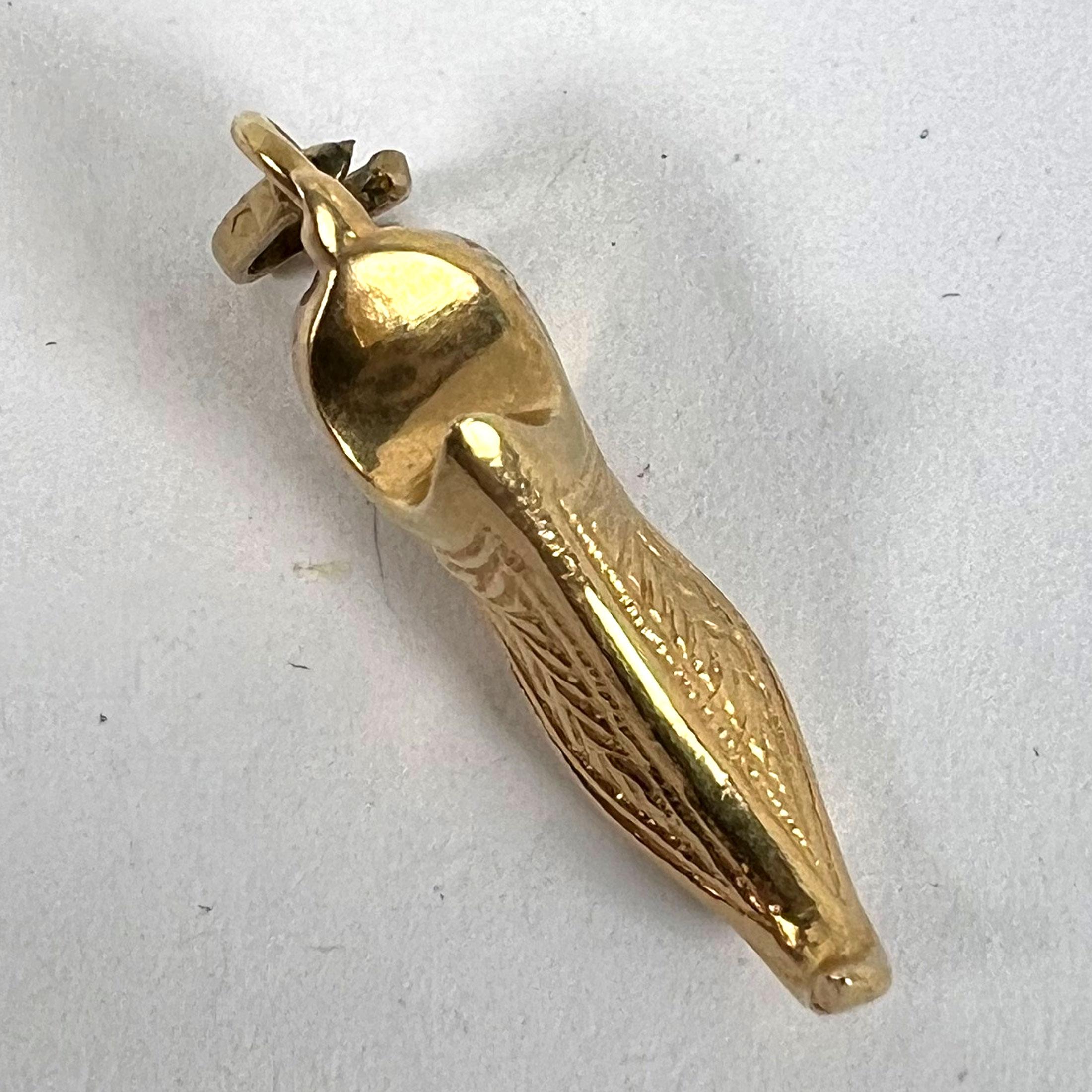 Vintage Curled Toe Shoe 18K Yellow Gold Charm Pendant For Sale 8