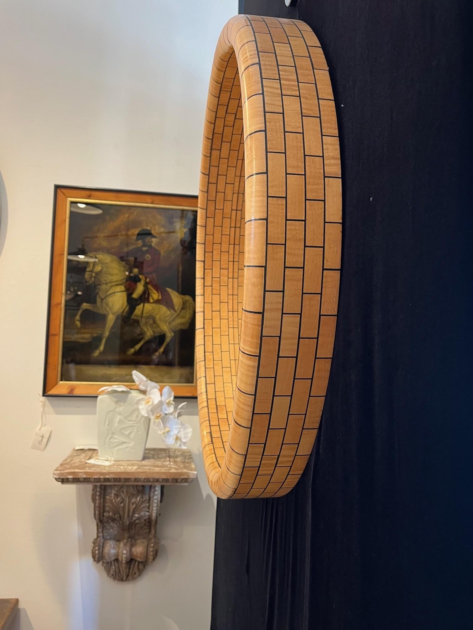 Vintage Curly Round Maple Mirror For Sale 1