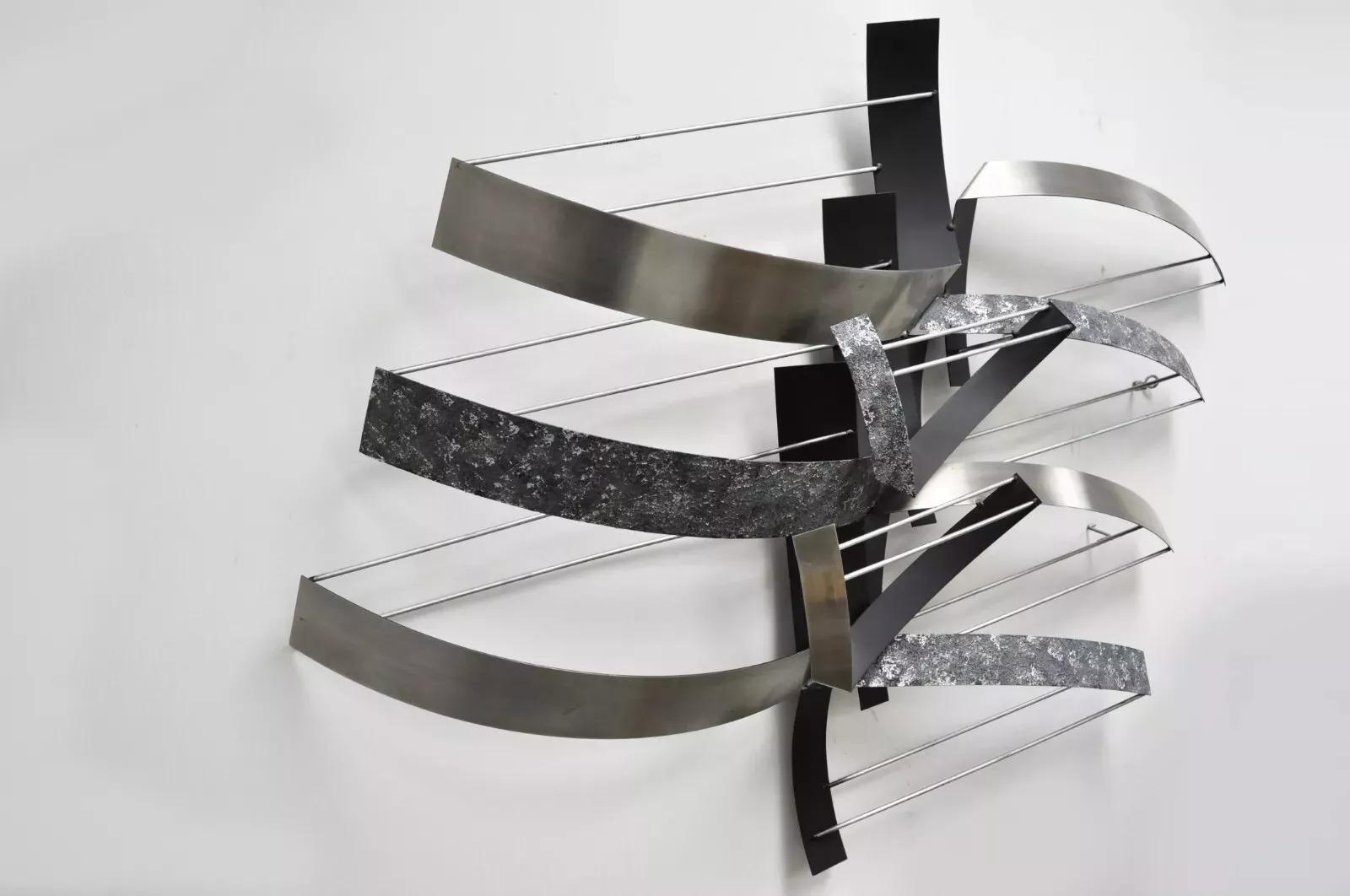 Mid-Century Modern Sculpture murale abstraite moderne du milieu du siècle dernier, signée Curtis Jere en vente
