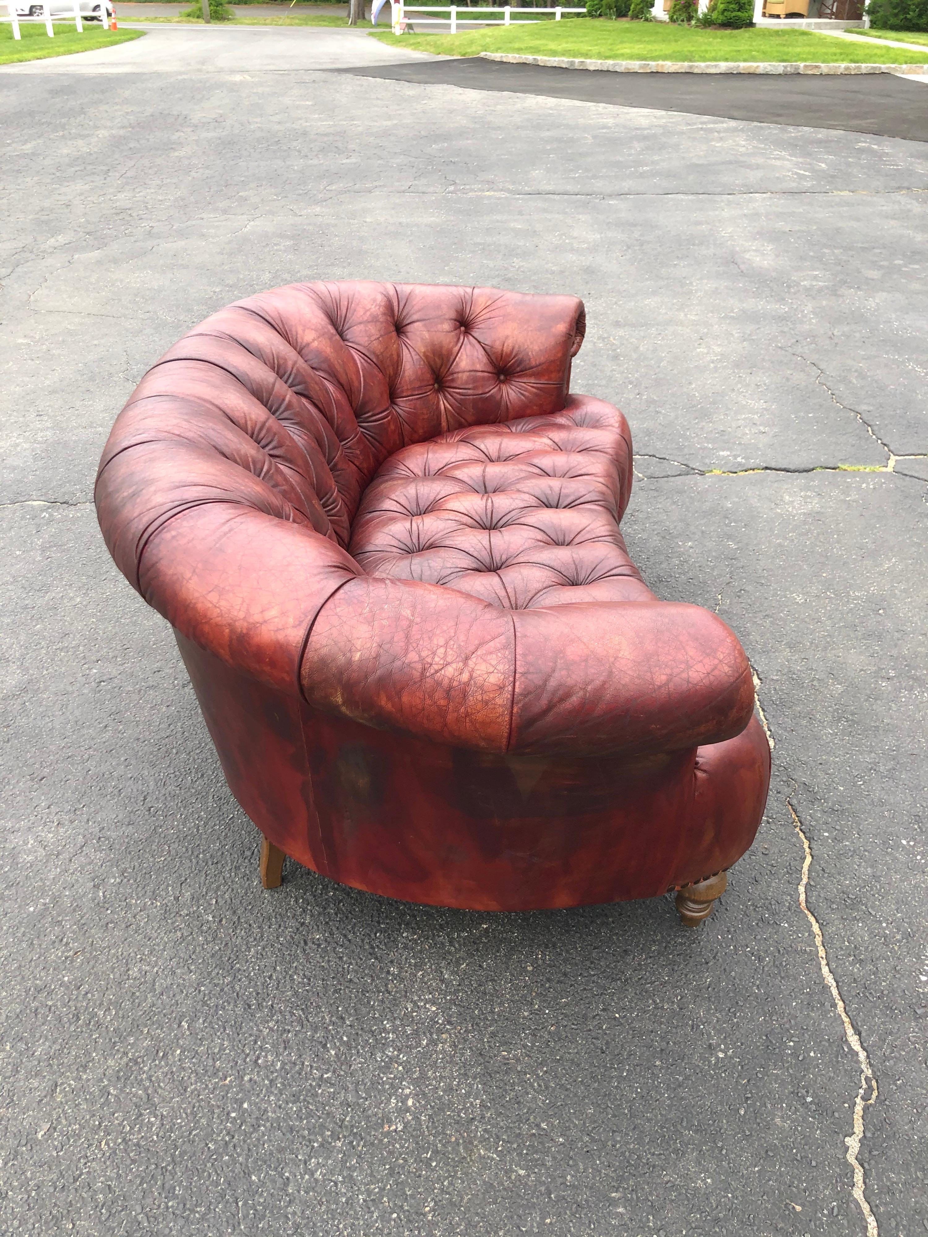 Curved Italian Leather Chesterfield Sofa in Brown In Good Condition In Redding, CT