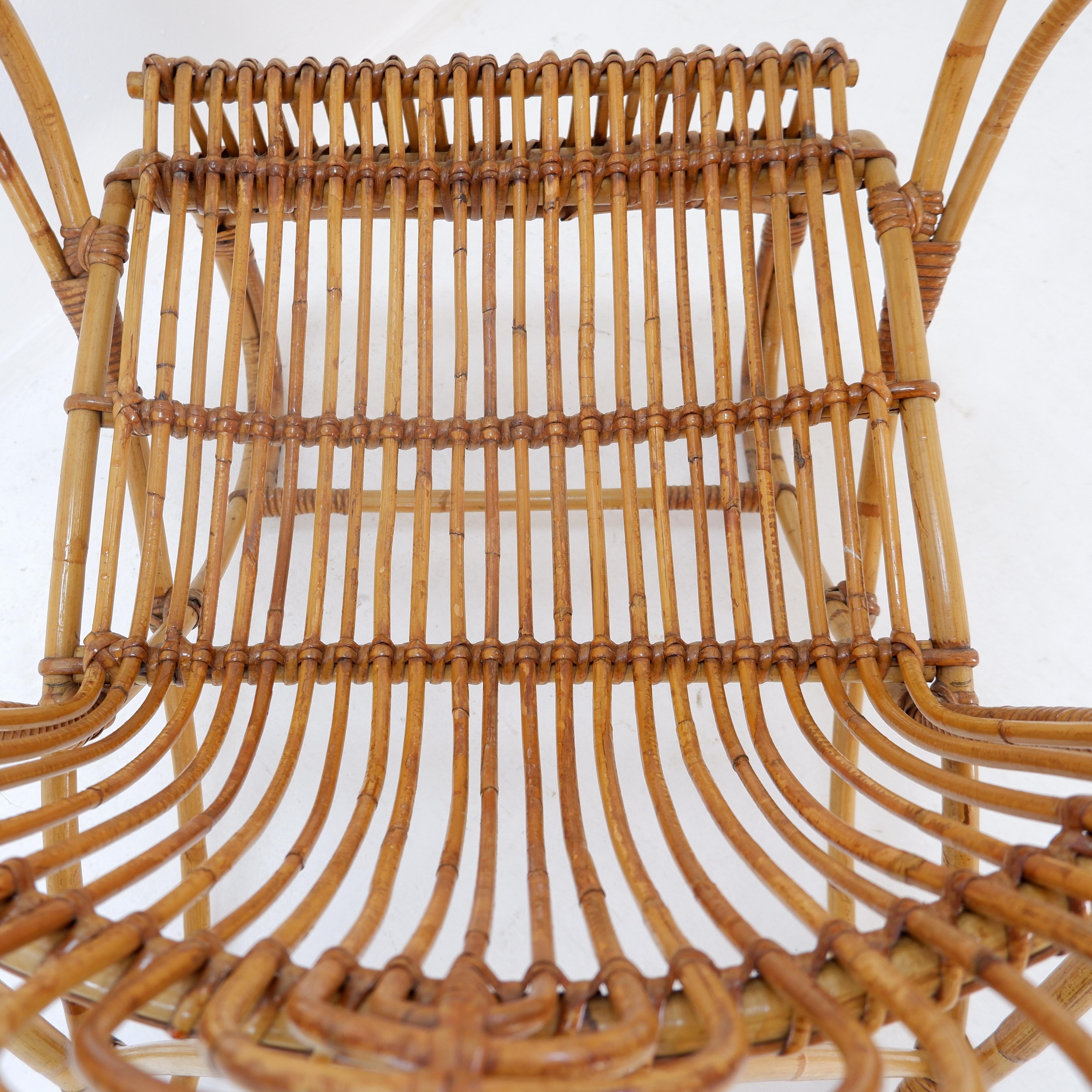Vintage Sillón curvo de ratán y bambú - Años 60 siglo XX en venta