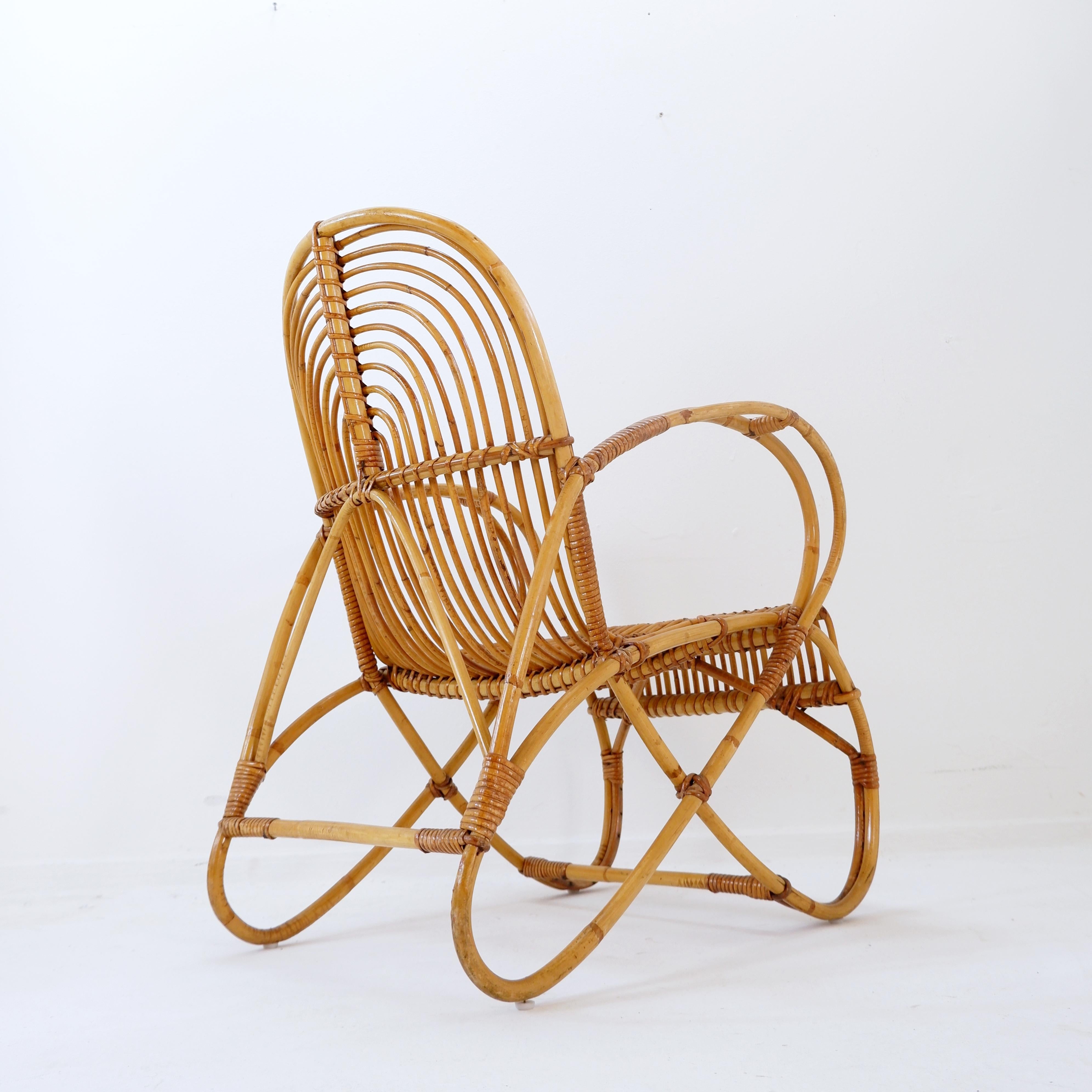 Vintage Sillón curvo de ratán y bambú - Años 60 Bambú en venta