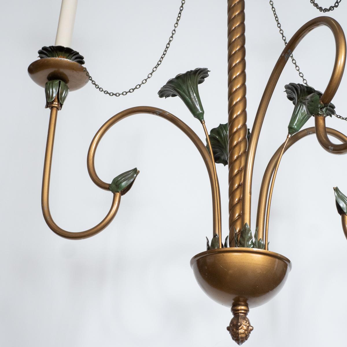 Lampadario vintage curvilineo in metallo verniciato in vendita 2