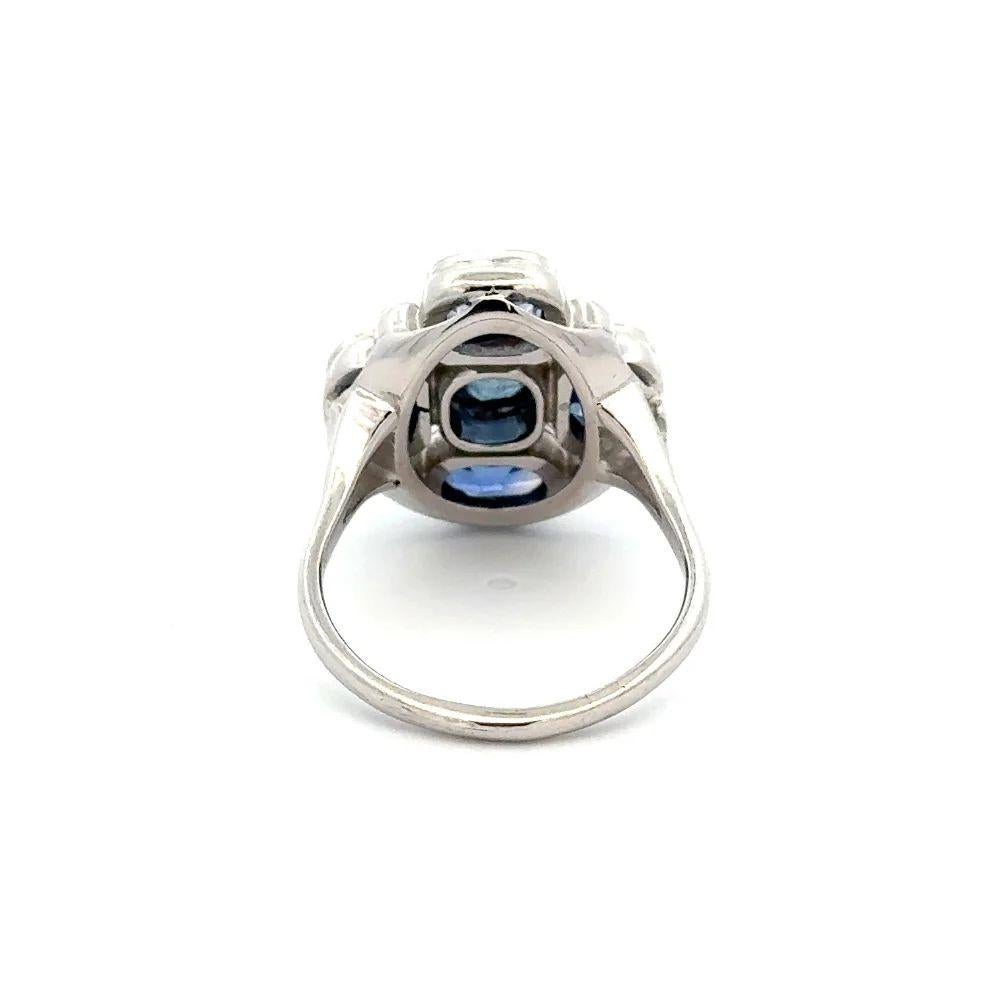 Vintage Cushion Blue Sapphire and Diamond Gold Cluster Ring In Excellent Condition For Sale In Montreal, QC