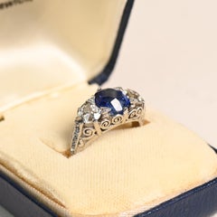 GIA Ceylon Sapphire And Diamond Ring. 3ct Cushion Cut Sapphire Platinum Ring