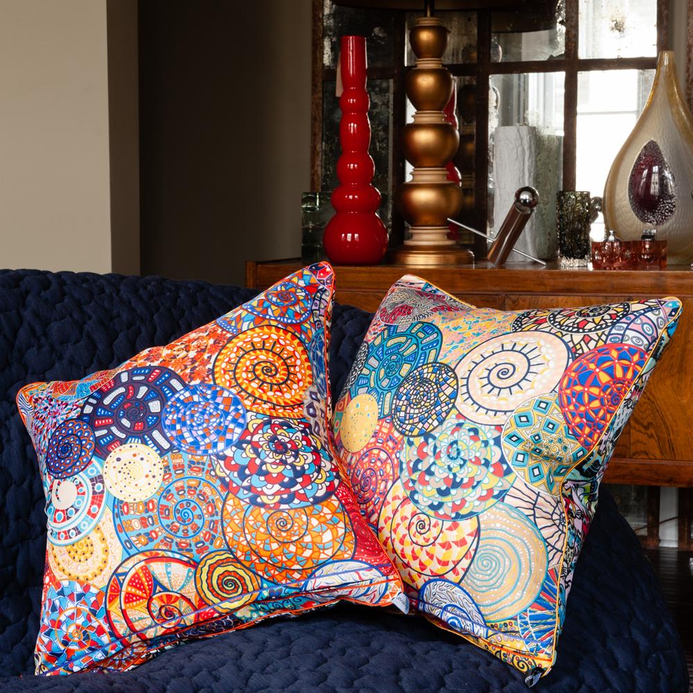 Late 20th Century 'Vintage Cushions' Bespoke Luxury Silk Pillow 'Blue China Cats', Made in London