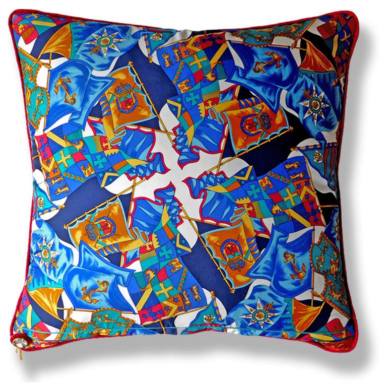 'Silver Jubilee 1977'
Circa 1970
British bespoke luxury pillow created using original and rare vintage silks. The front side was designed by the iconic British store 'Liberty of London' to honour the Silver Jubilee in 1977 of Queen Elizabeth.