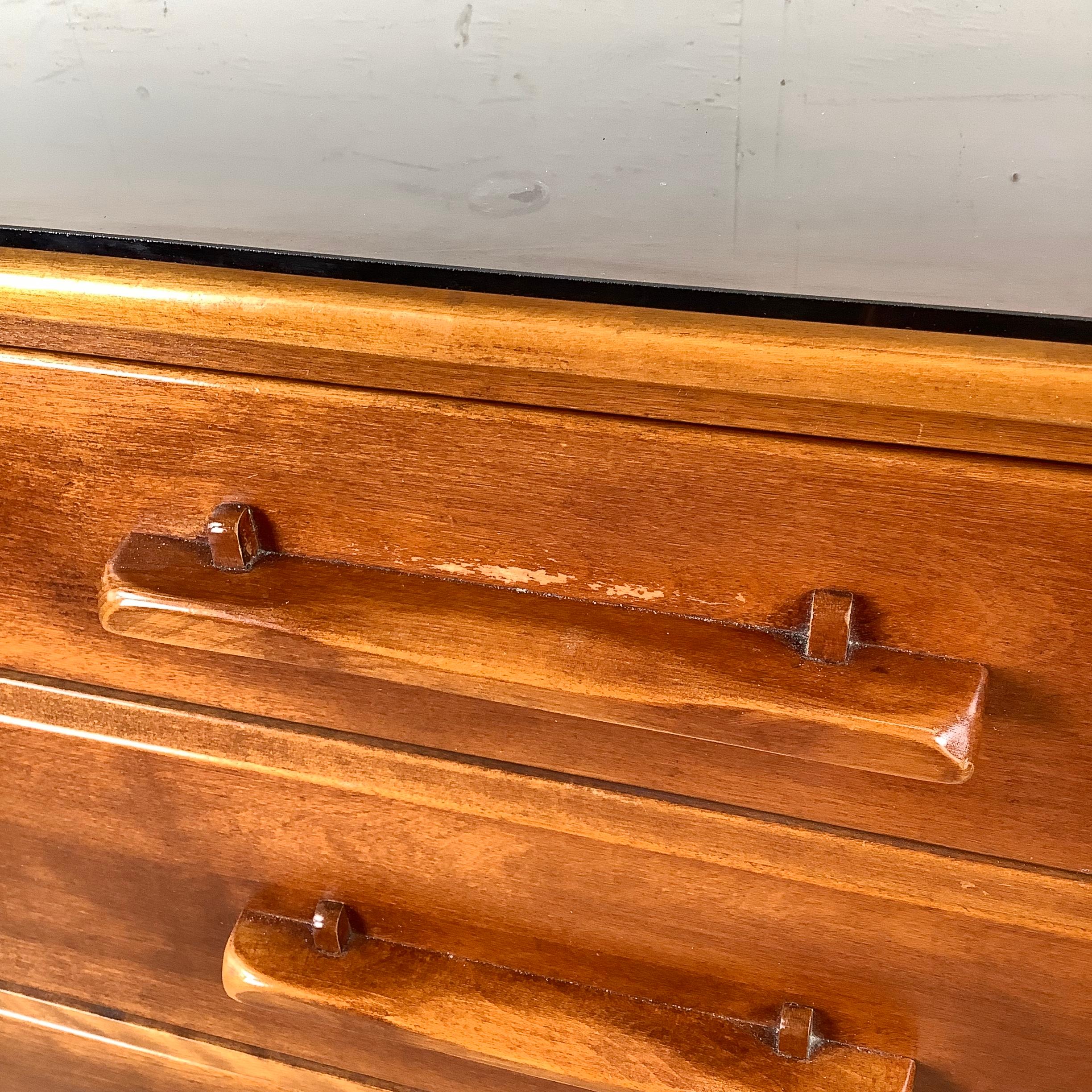 Vintage Cushman Colonial Chest attr. Peter Schuyler For Sale 5