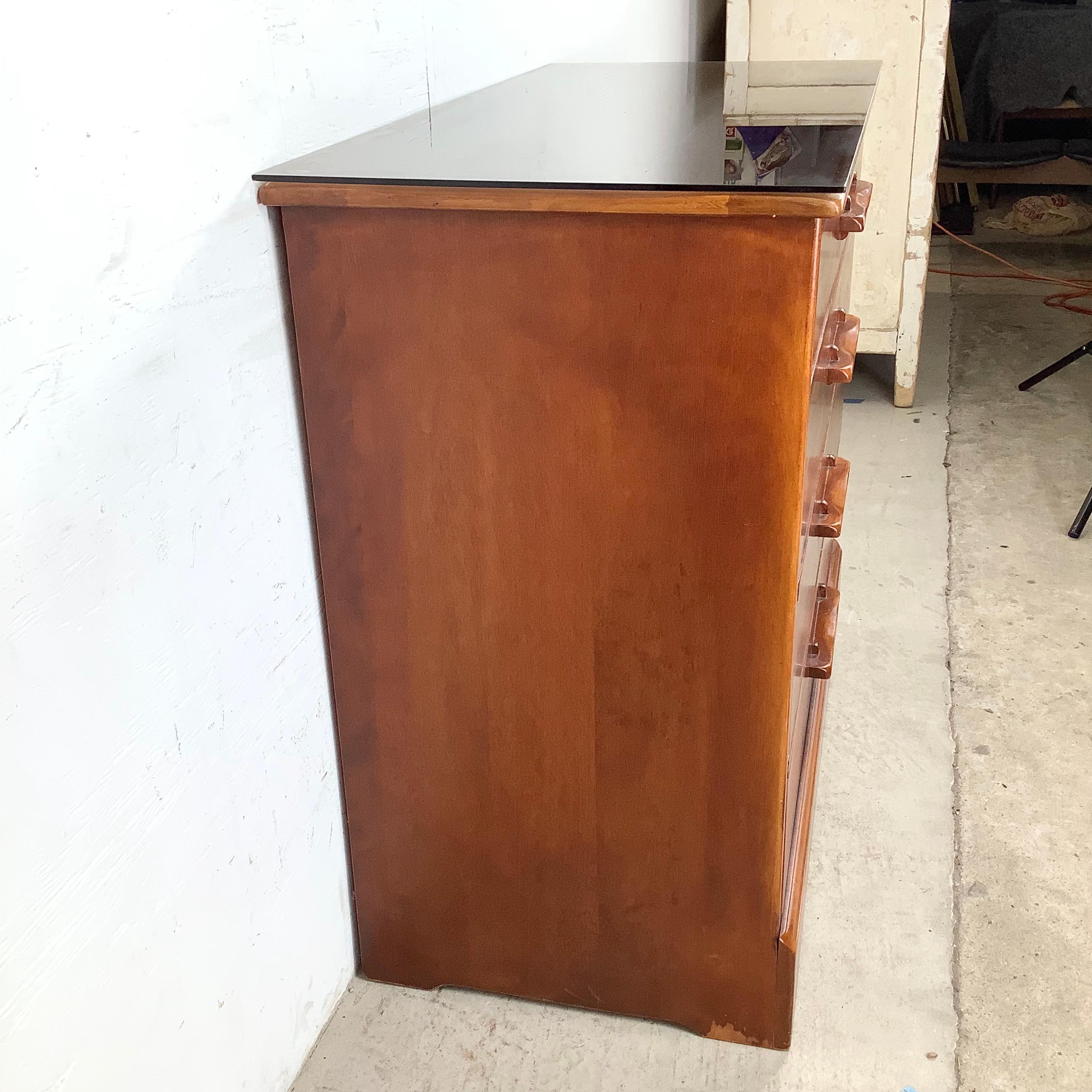 20th Century Vintage Cushman Colonial Chest attr. Peter Schuyler For Sale