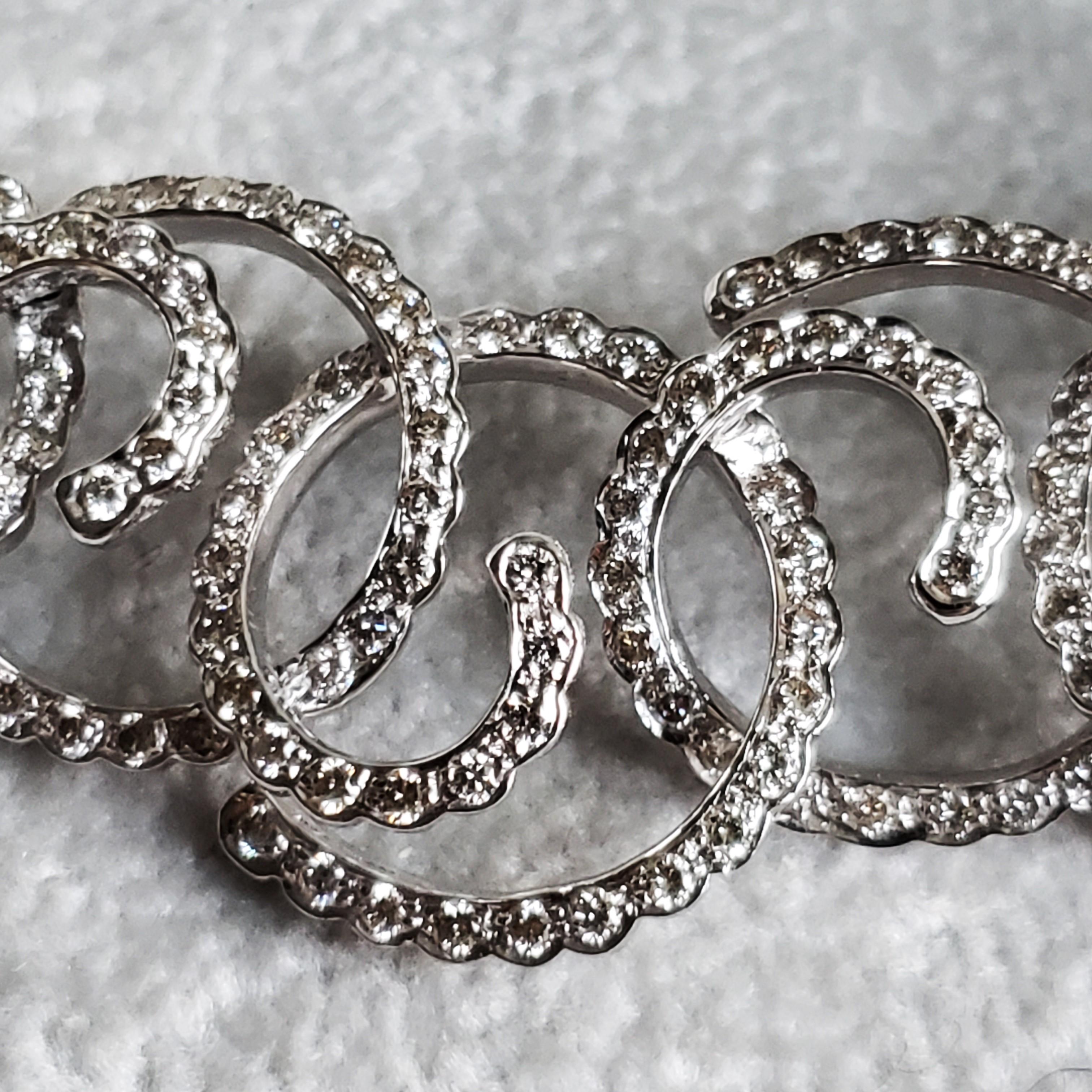 Collier vintage personnalisé en or blanc 18K 530 plus diamants Vague de l'océan en vente 1
