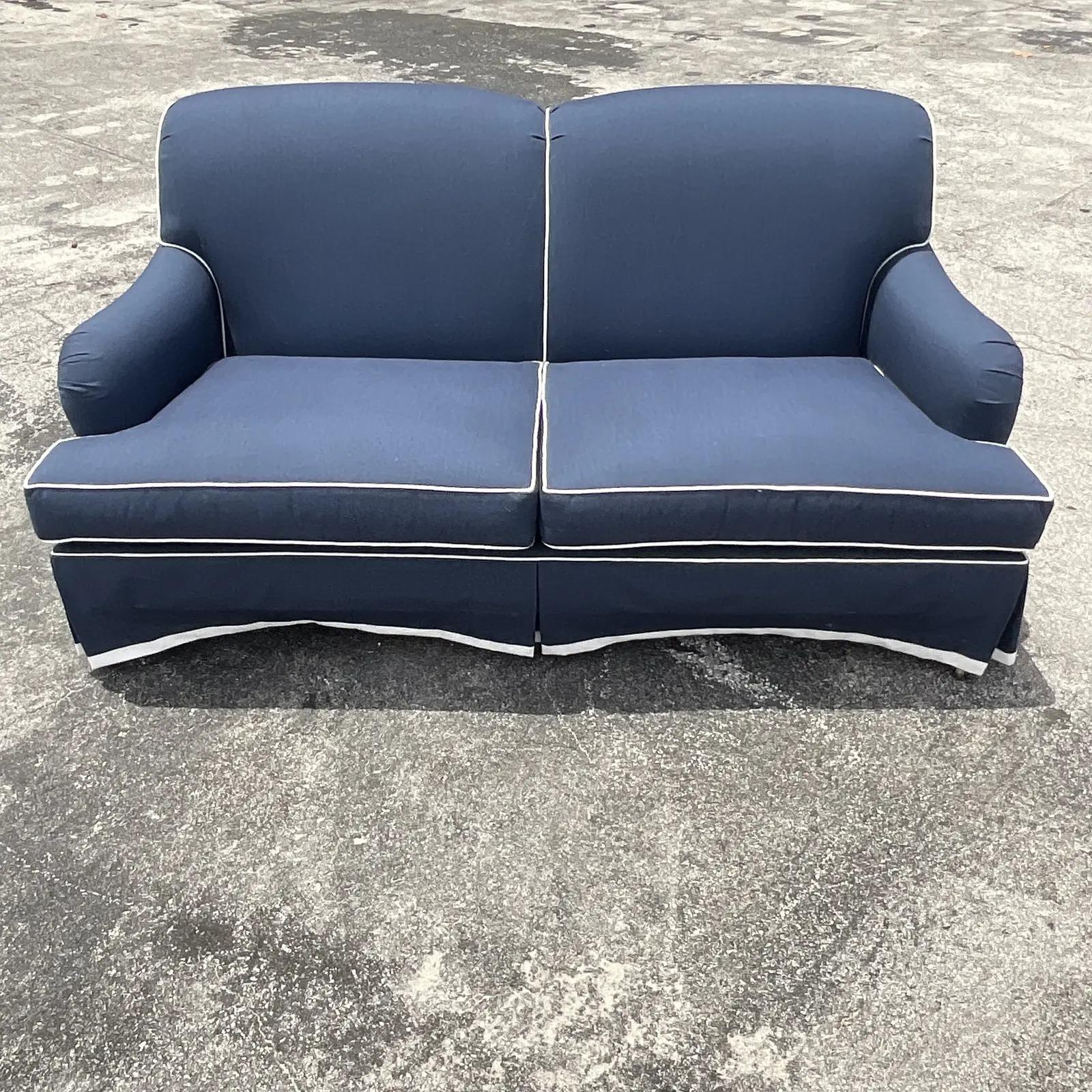 Vintage Custom Charles Stewart for Hickory Sunbrella Boseman Sofa In Good Condition In West Palm Beach, FL