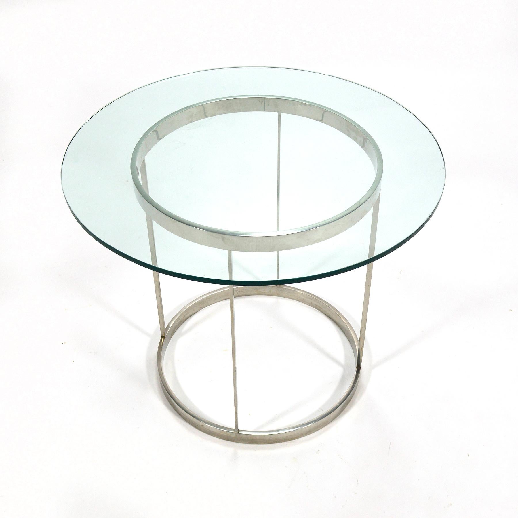 Moderne Table d'appoint vintage en acier inoxydable fabriquée sur-mesure en vente