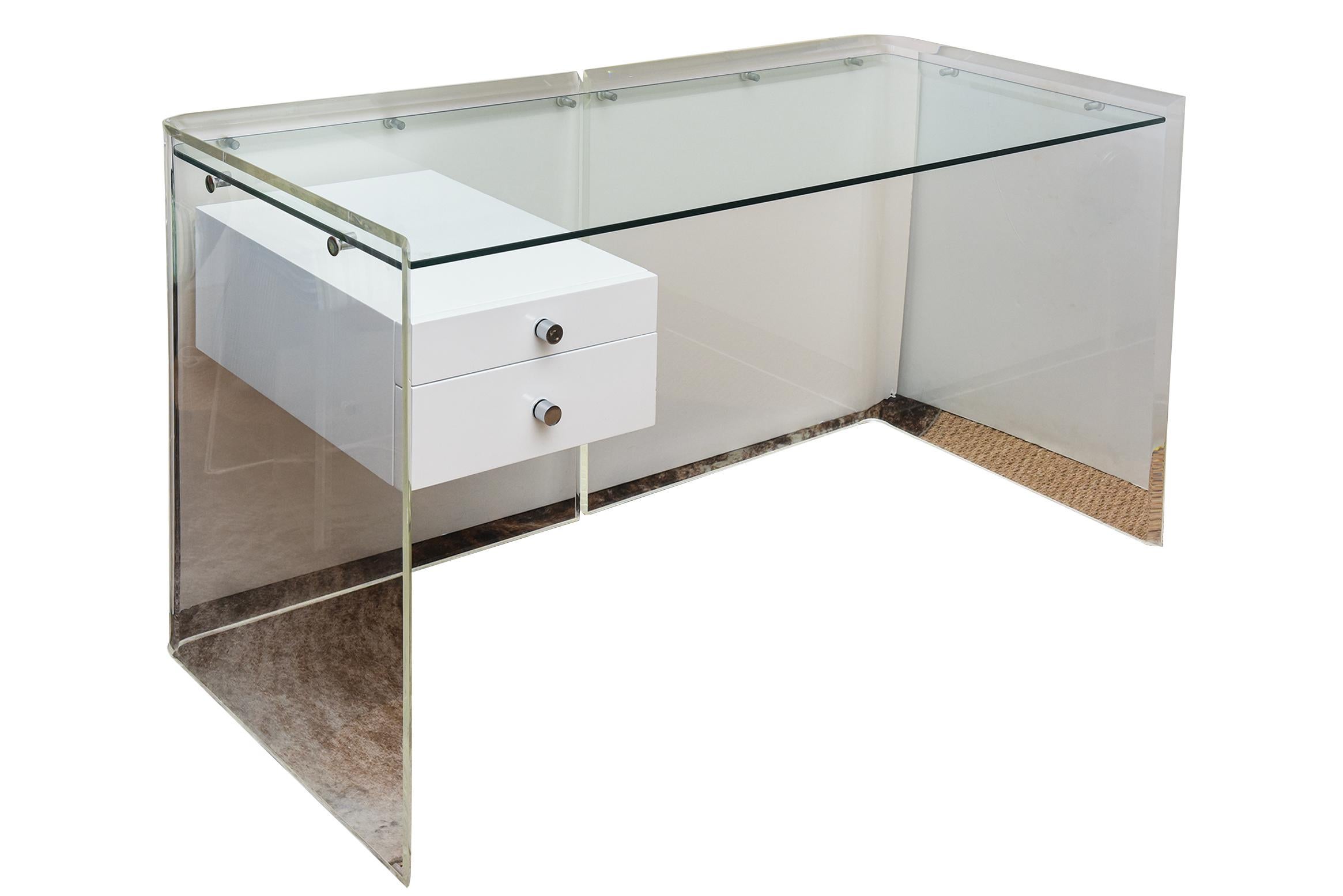 Escritorio flotante vintage de lucita, cristal, acero y lacado blanco con 2 cajones Moderno en venta