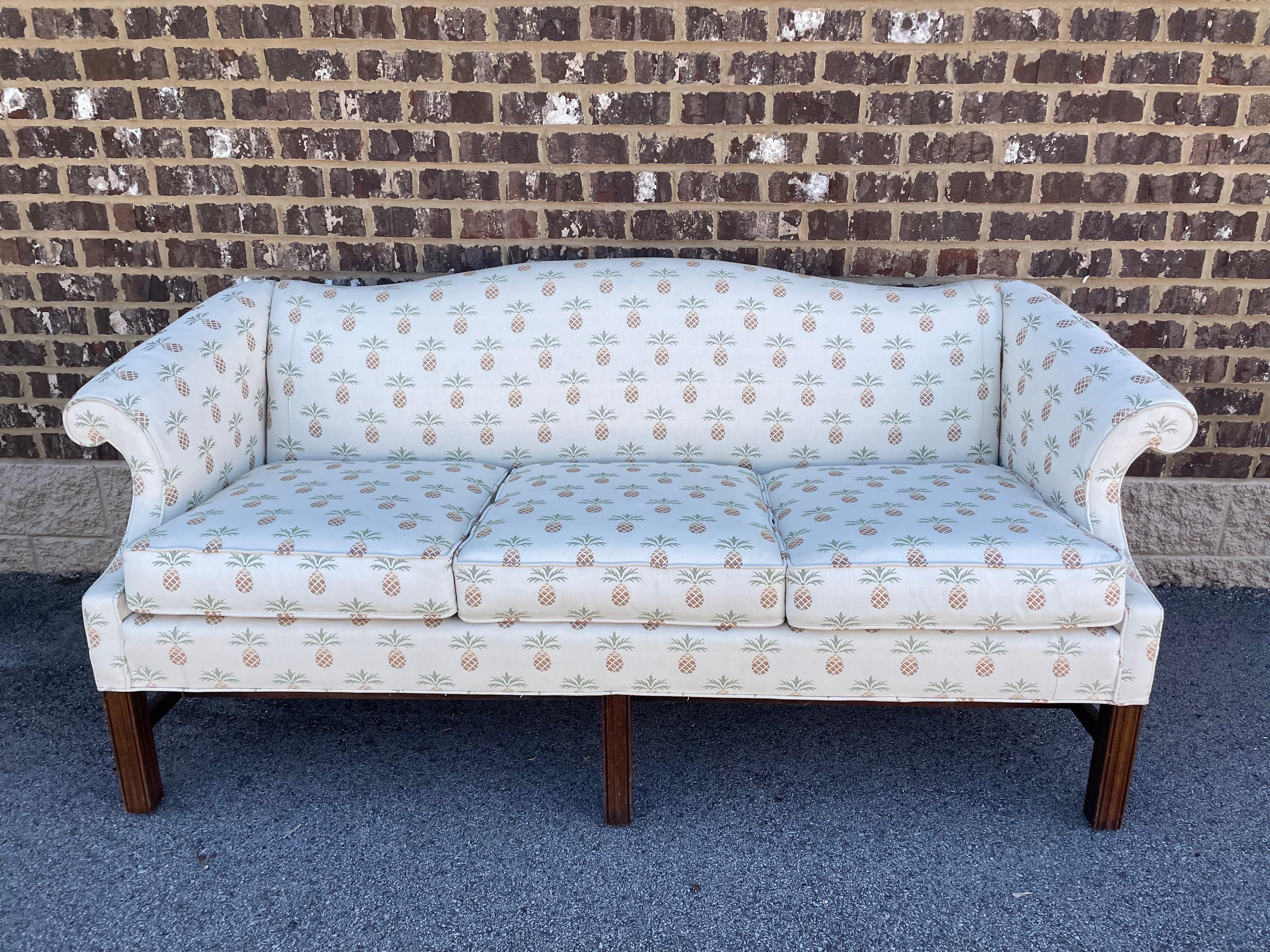 American Vintage Custom Hand-Crafted Chippendale Camelback Sofa After George Hepplewhite For Sale