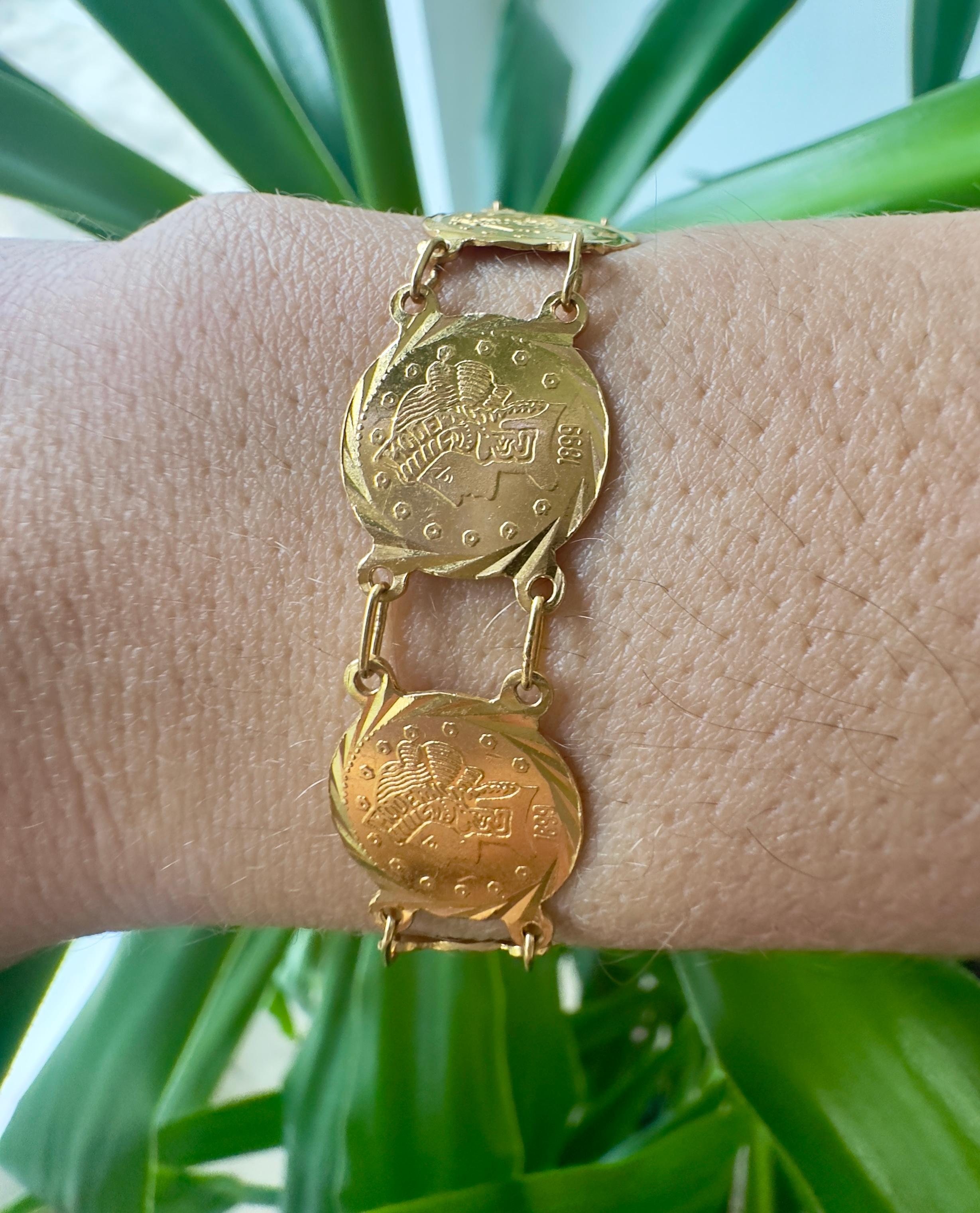 Women's or Men's Vintage Custom-Made 22k Yellow Gold 