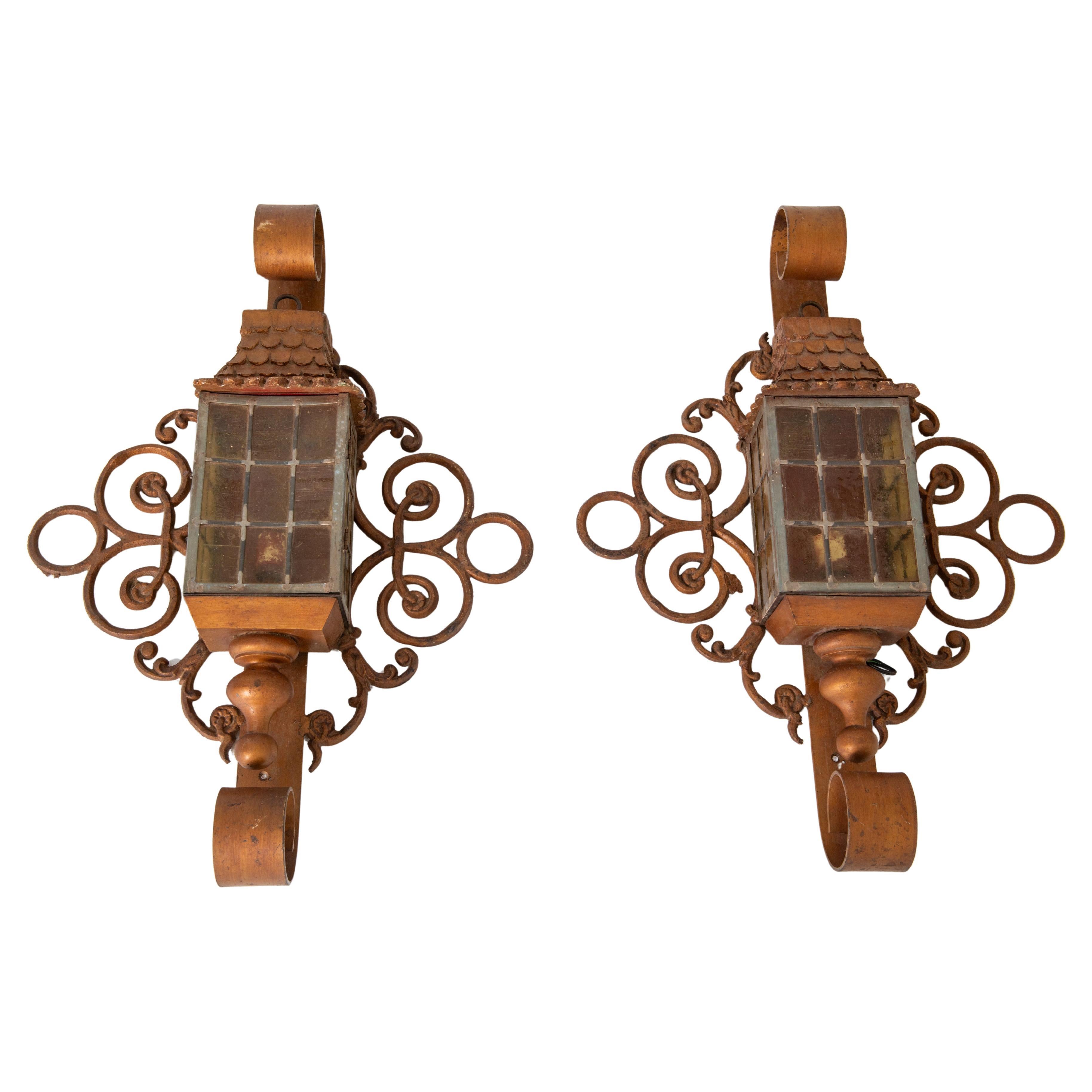 Vintage CUSTOM MADE vergoldetes Eisen Laterne Wandleuchten von Fine Estate im Angebot