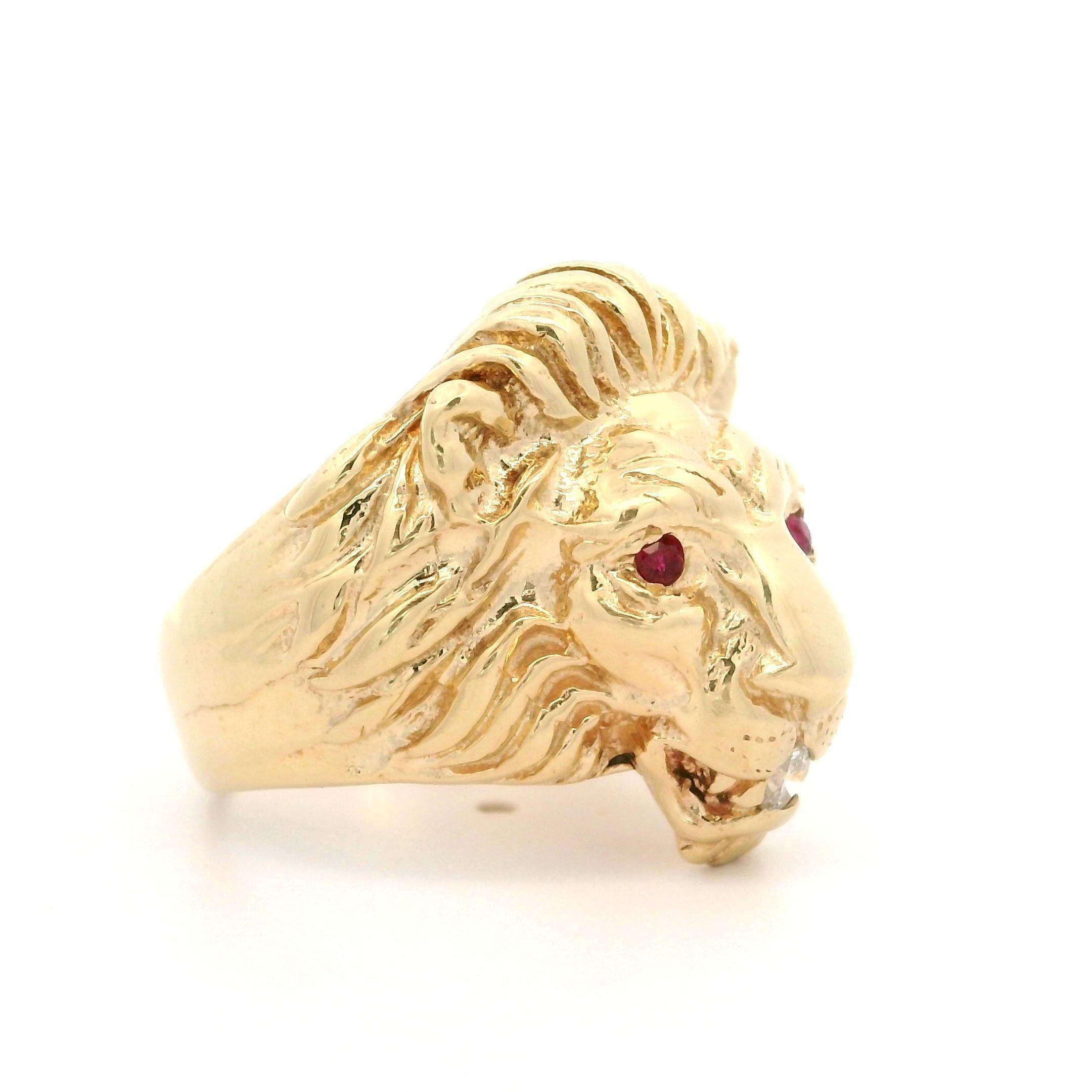 Vintage Custom Men's Solid Yellow Gold Ruby Diamond Detailed Lion Head Ring For Sale 4