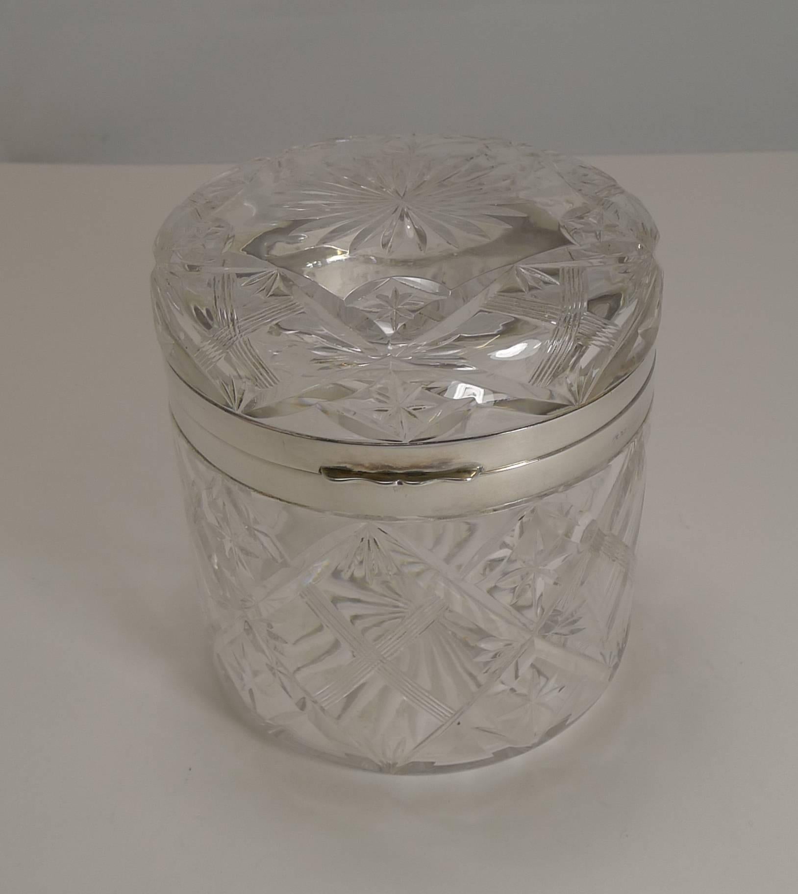 Vintage Cut Crystal and Sterling Silver Box, Birmingham, 1931 In Excellent Condition For Sale In Bath, GB