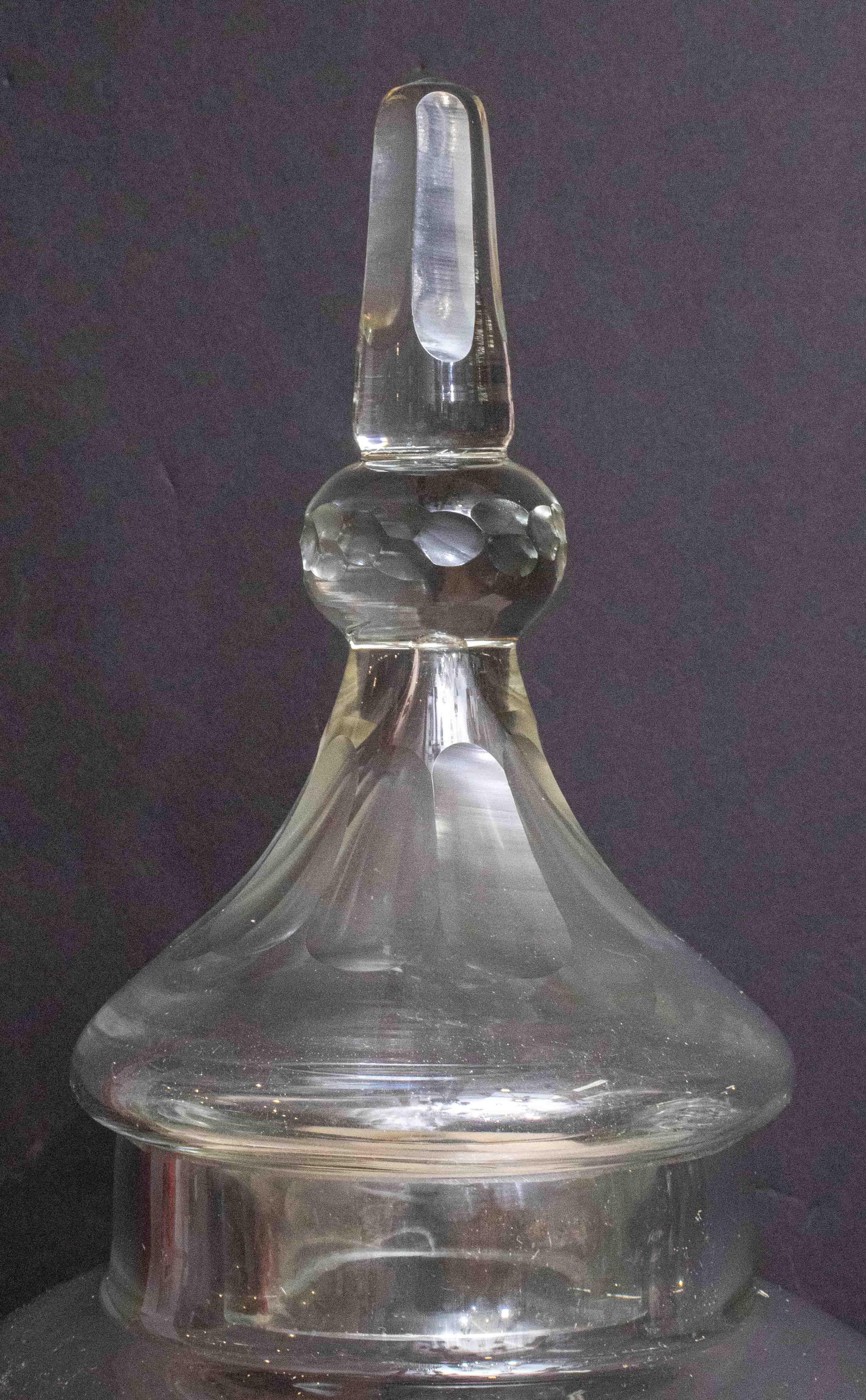 Vintage Cut Crystal Apothecary Beverage Dispenser In Good Condition In New York, NY