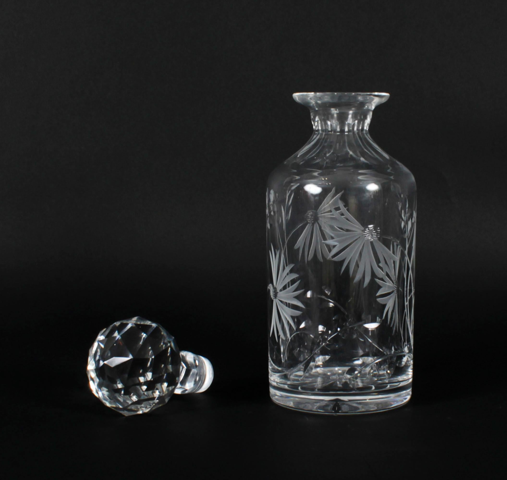 Decantador vintage de cristal tallado en venta 2