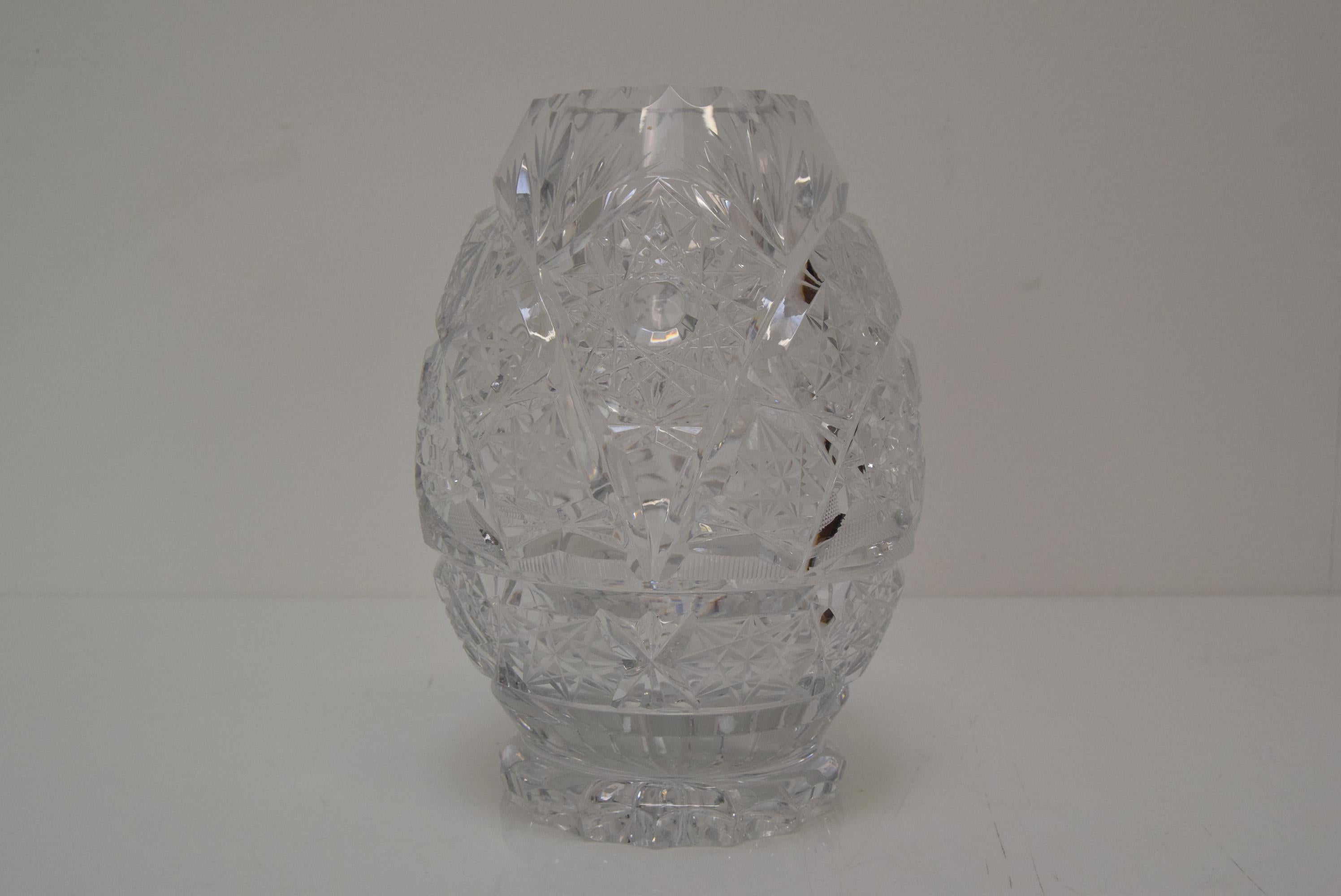 Vintage Cut Crystal Glass Vase, Glasswork Novy Bor, 1950's.  In Good Condition For Sale In Praha, CZ