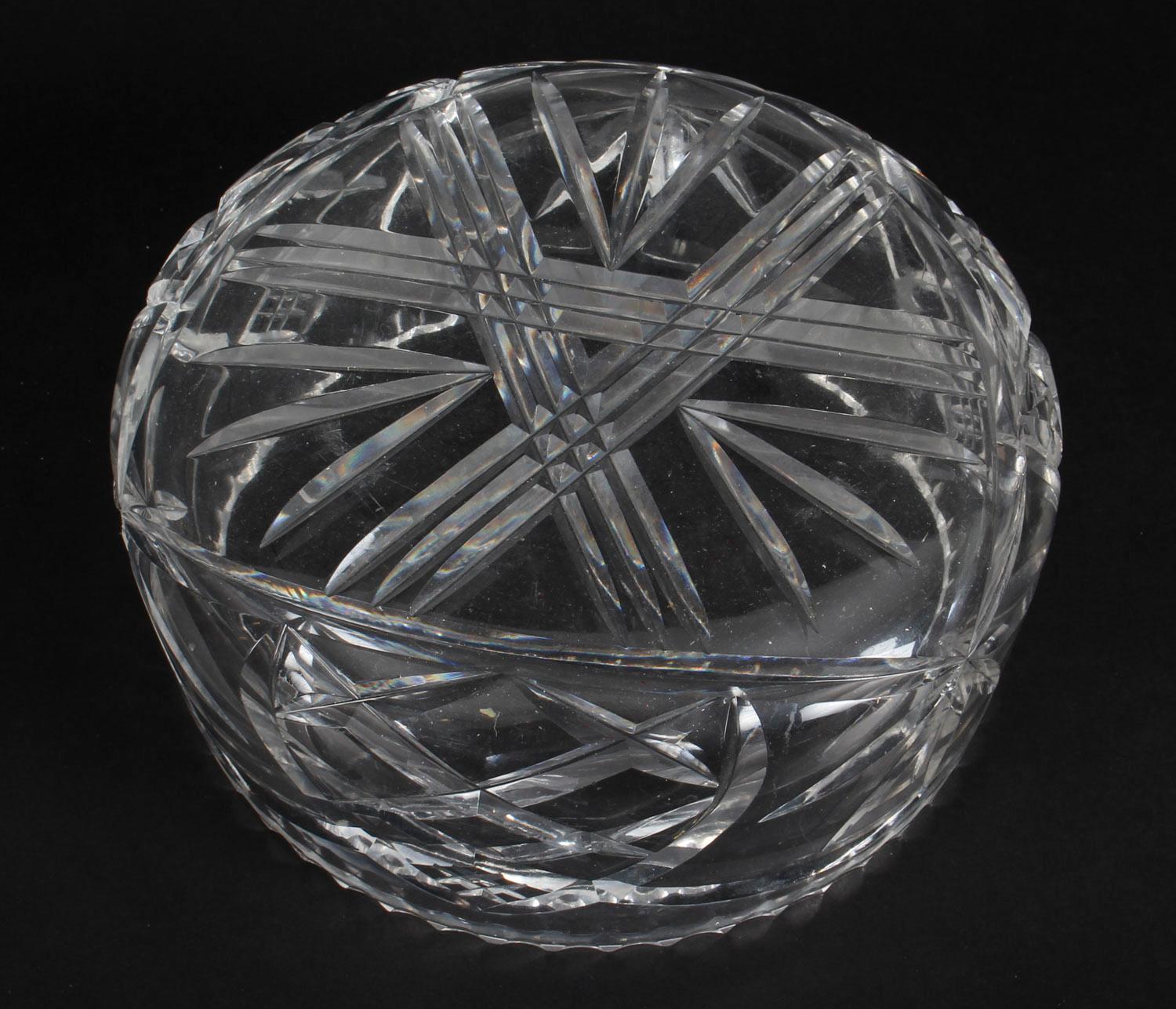Vintage Cut Glass Crystal Bowl 20th Century For Sale 5