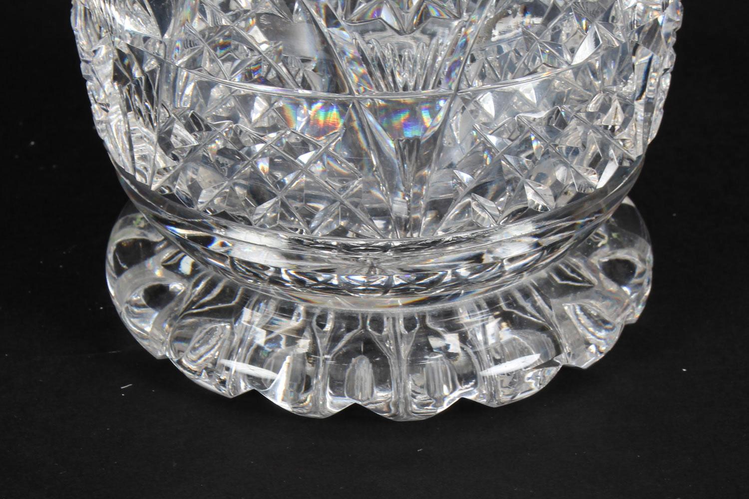 Vintage Cut Glass Crystal Glass Vase, Mid-20th Century For Sale 5