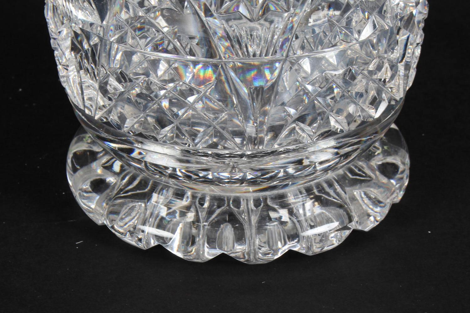Jarrón vintage de cristal tallado, mediados del siglo XX en venta 7