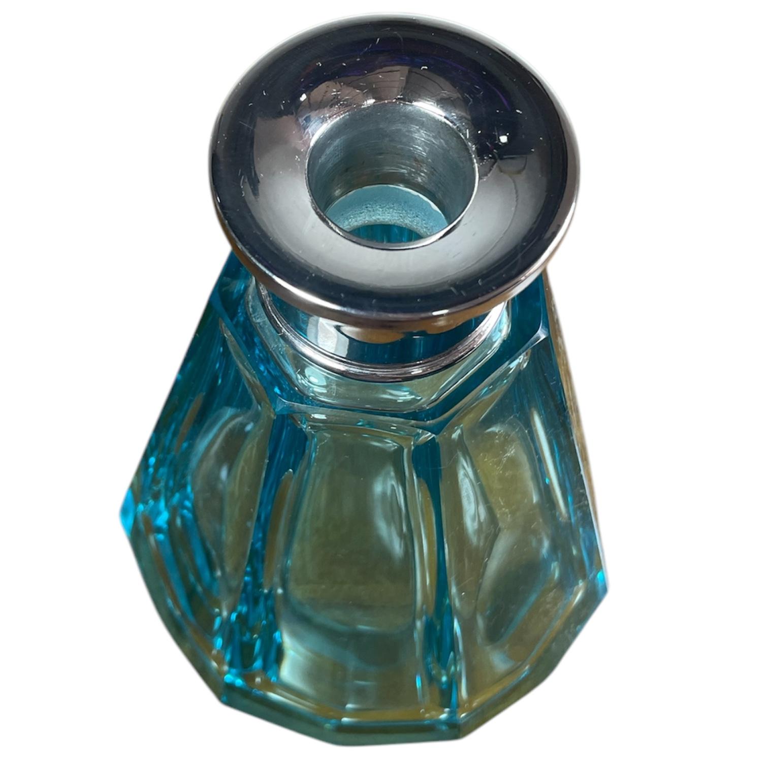 Argentin Vintage Cut Glass Decanter Art Deco en vente