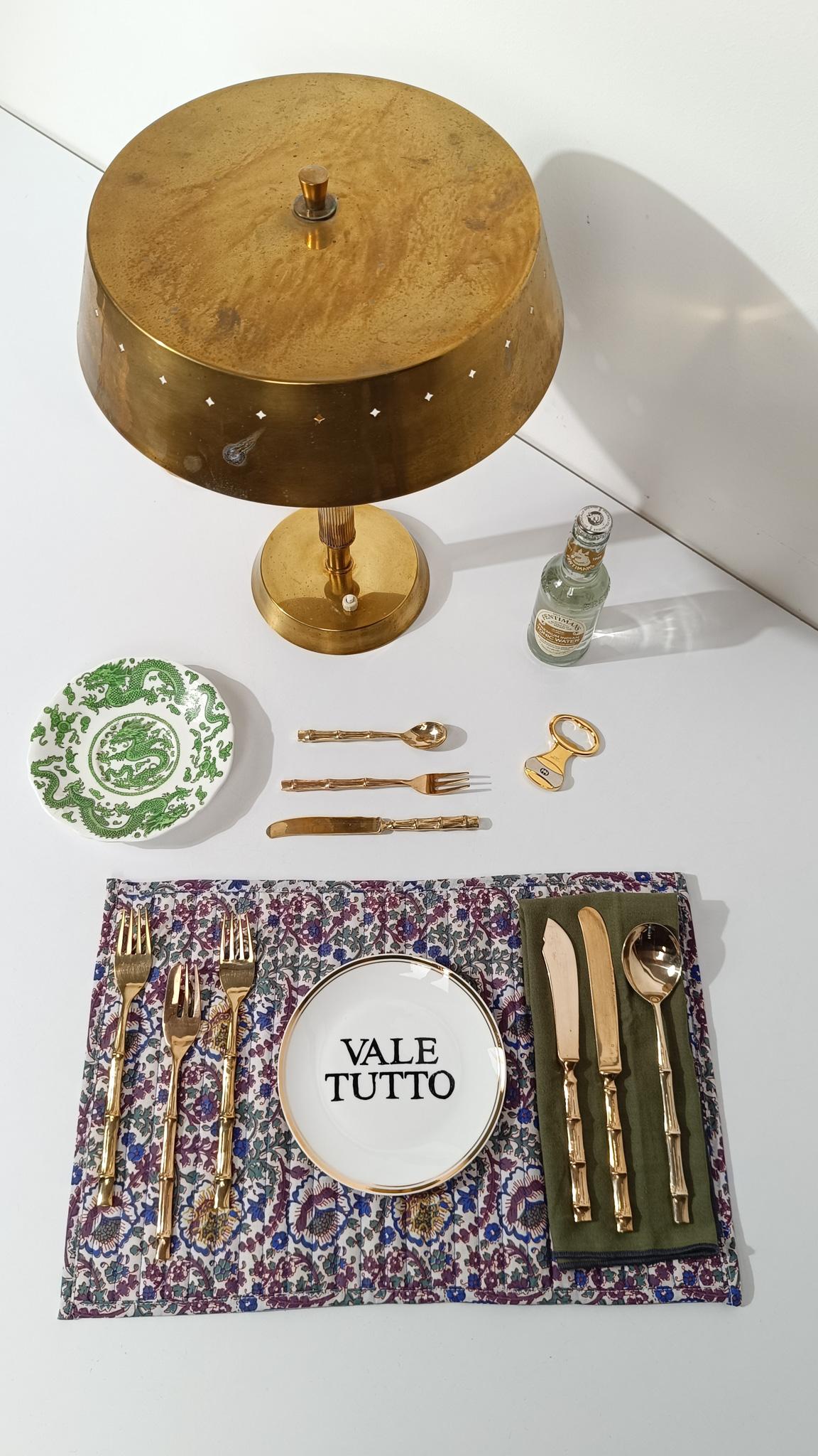 Vintage-Besteck im Hollywood-Regency-Stil aus Messing und Bambusimitat, 1970er Jahre im Zustand „Gut“ im Angebot in Roma, IT