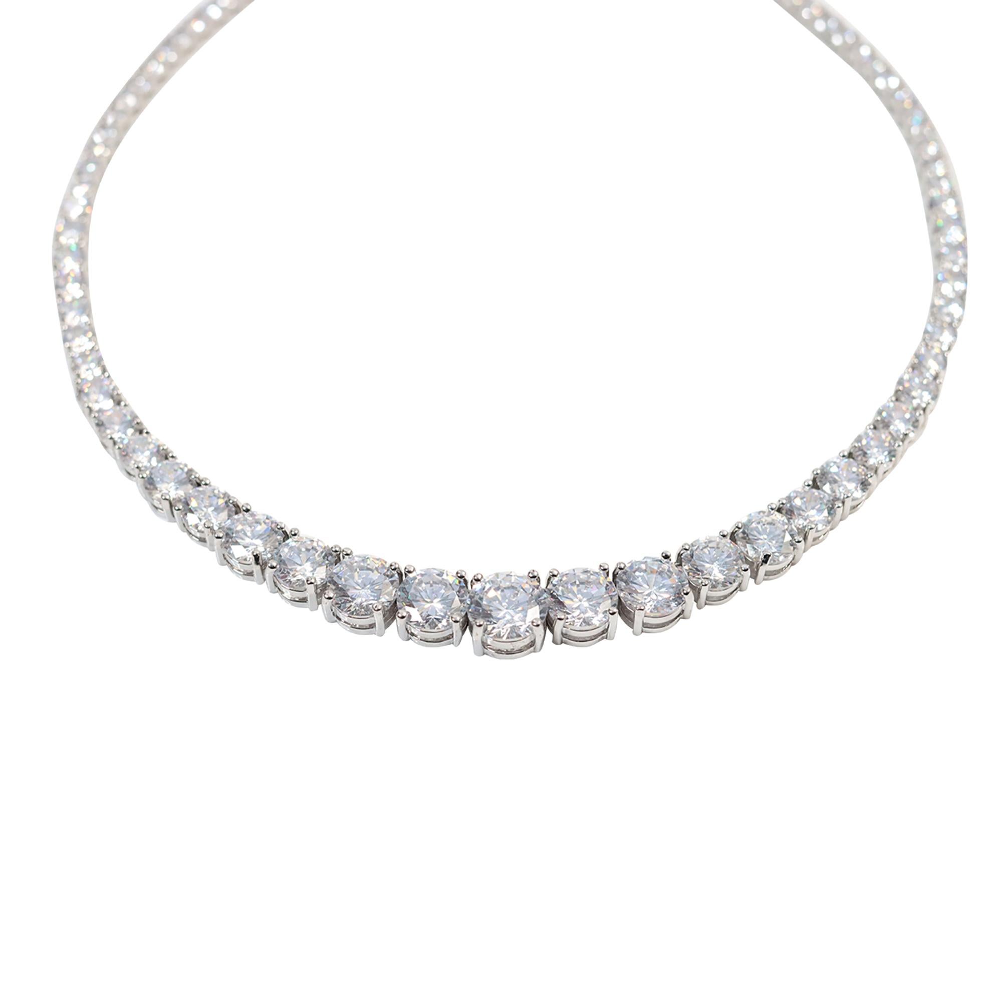 Vintage CZ Round Shape Necklace Circa 1990s For Sale 4