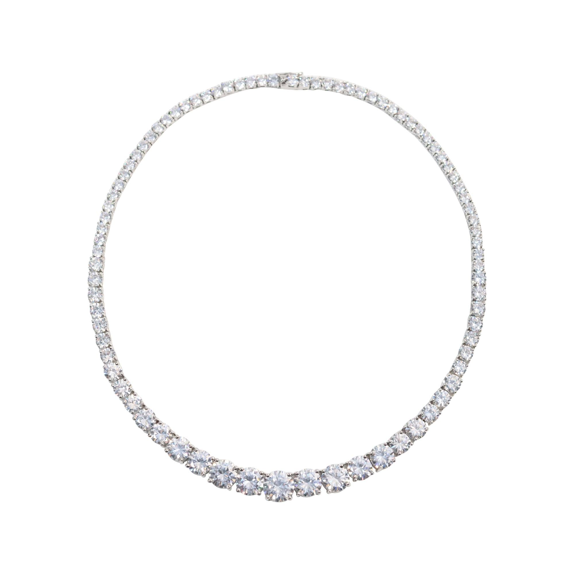 Vintage CZ Round Shape Necklace Circa 1990s For Sale 3