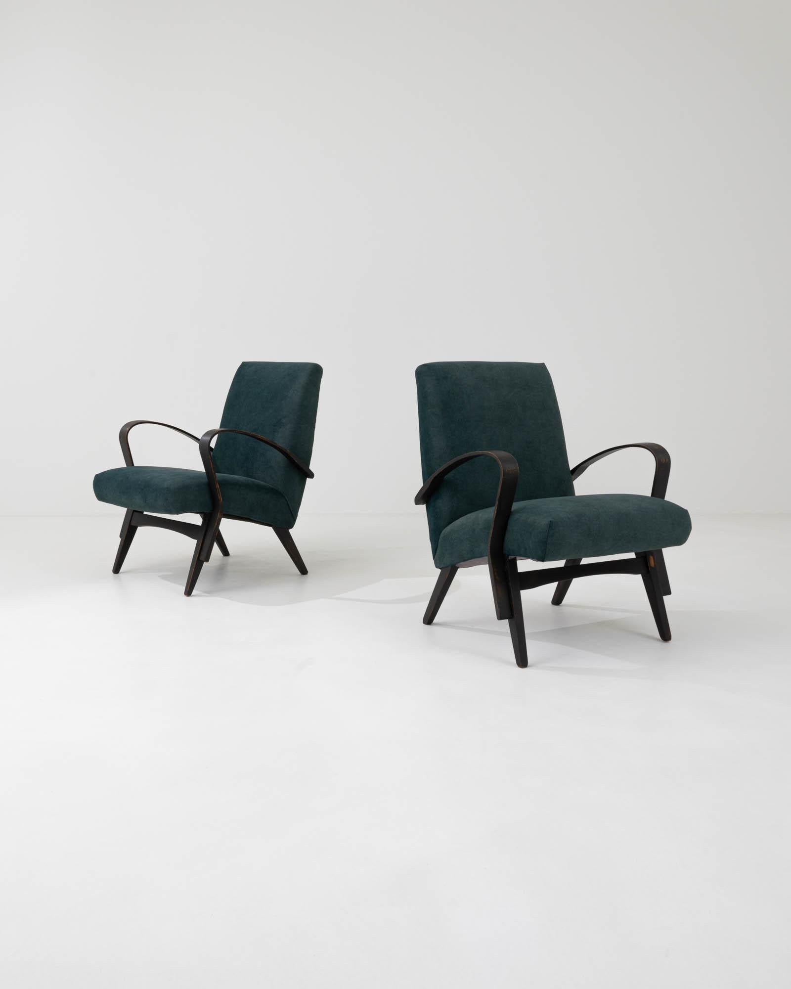 Vintage Czech Armchairs by Tatra, A Pair In Good Condition In High Point, NC