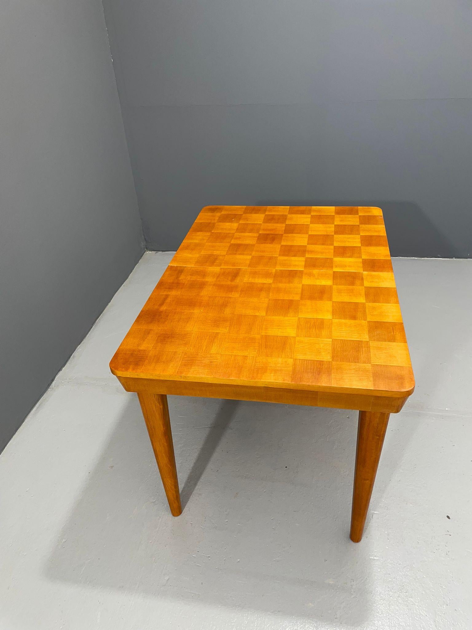 Vintage Czech Dining Table by Jindřich Halabala – Expandable, 1940s Mid-Century en vente 10