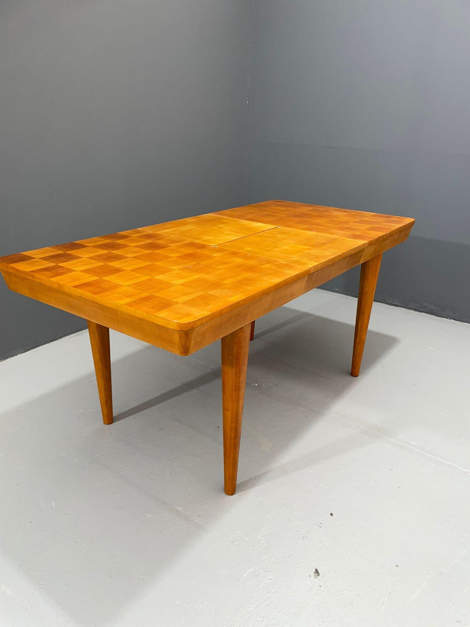 Art déco Vintage Czech Dining Table by Jindřich Halabala – Expandable, 1940s Mid-Century en vente