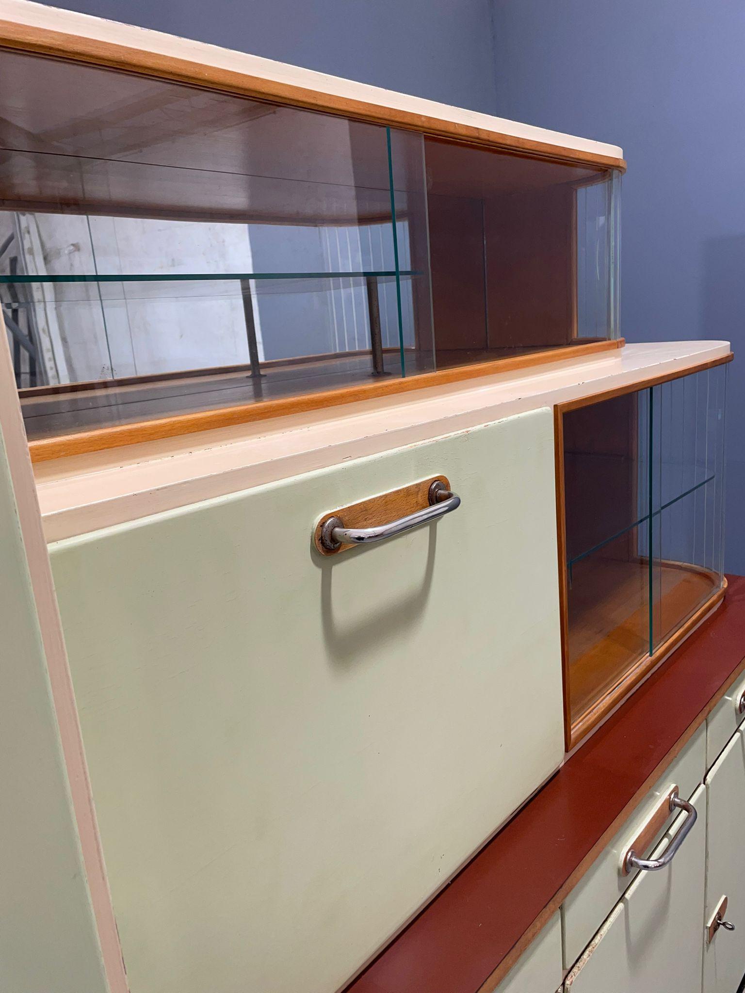 Vintage Czechoslovak Buffet Cabinet by Tatra Nábytok – 1960s Mid-Century For Sale 5