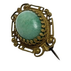 Vintage CZECHOSLOVAKIA gold tone jade glass cabochon brooch