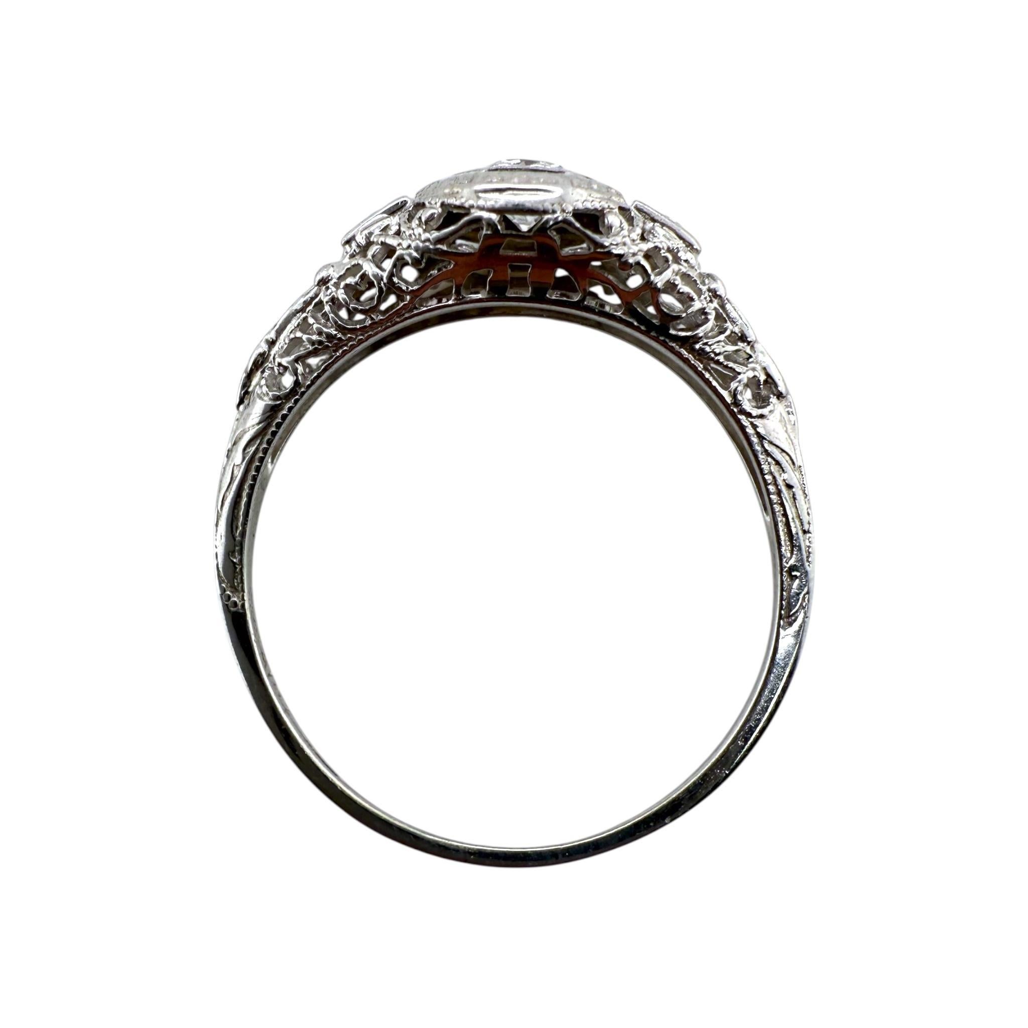 Anello vintage con diamanti in filigrana in oro bianco 18 carati in vendita 4