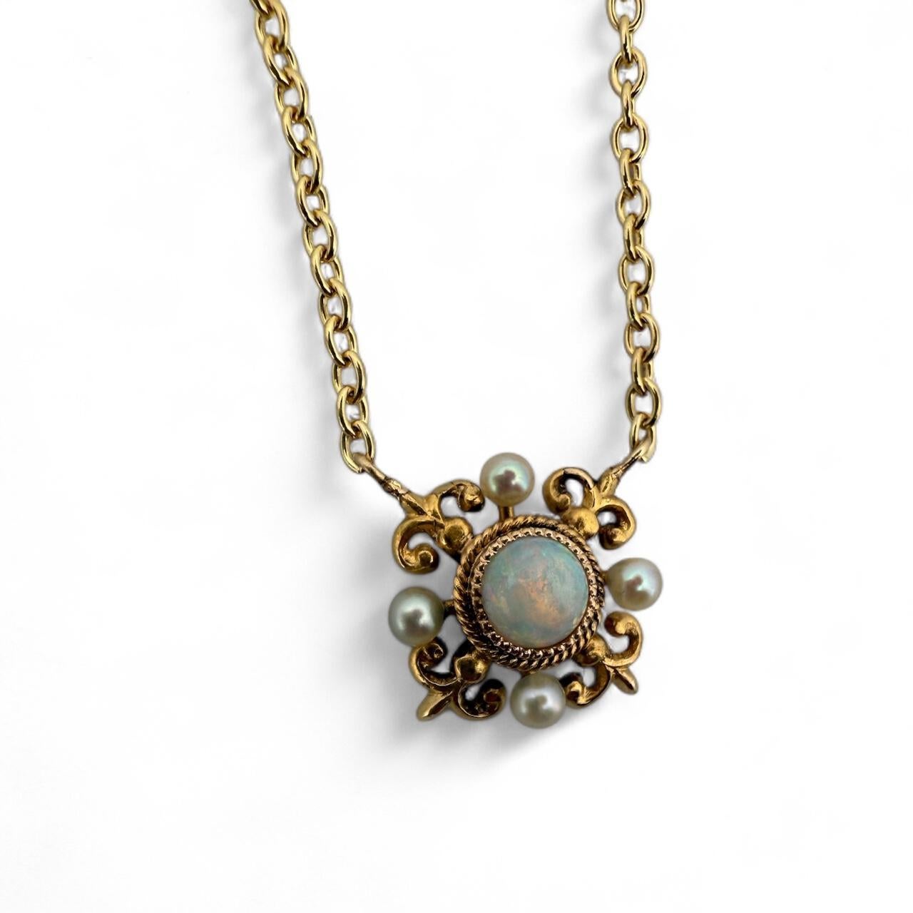 Vintage Dainty Opal & Pearl Pendant Chain Necklace Pour femmes en vente