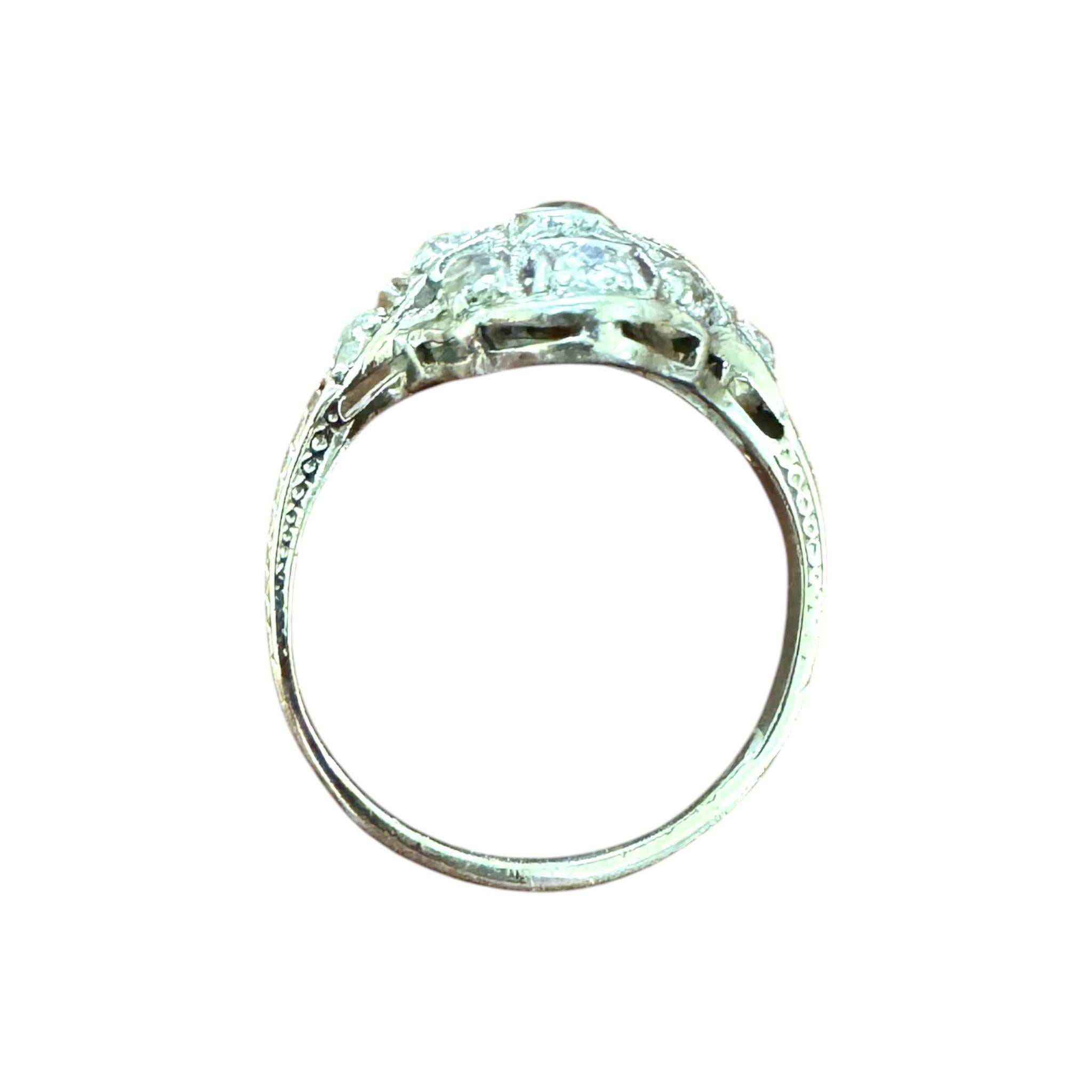 Vintage Dainty Platinum Sapphire & Diamond Filigree Ring 5