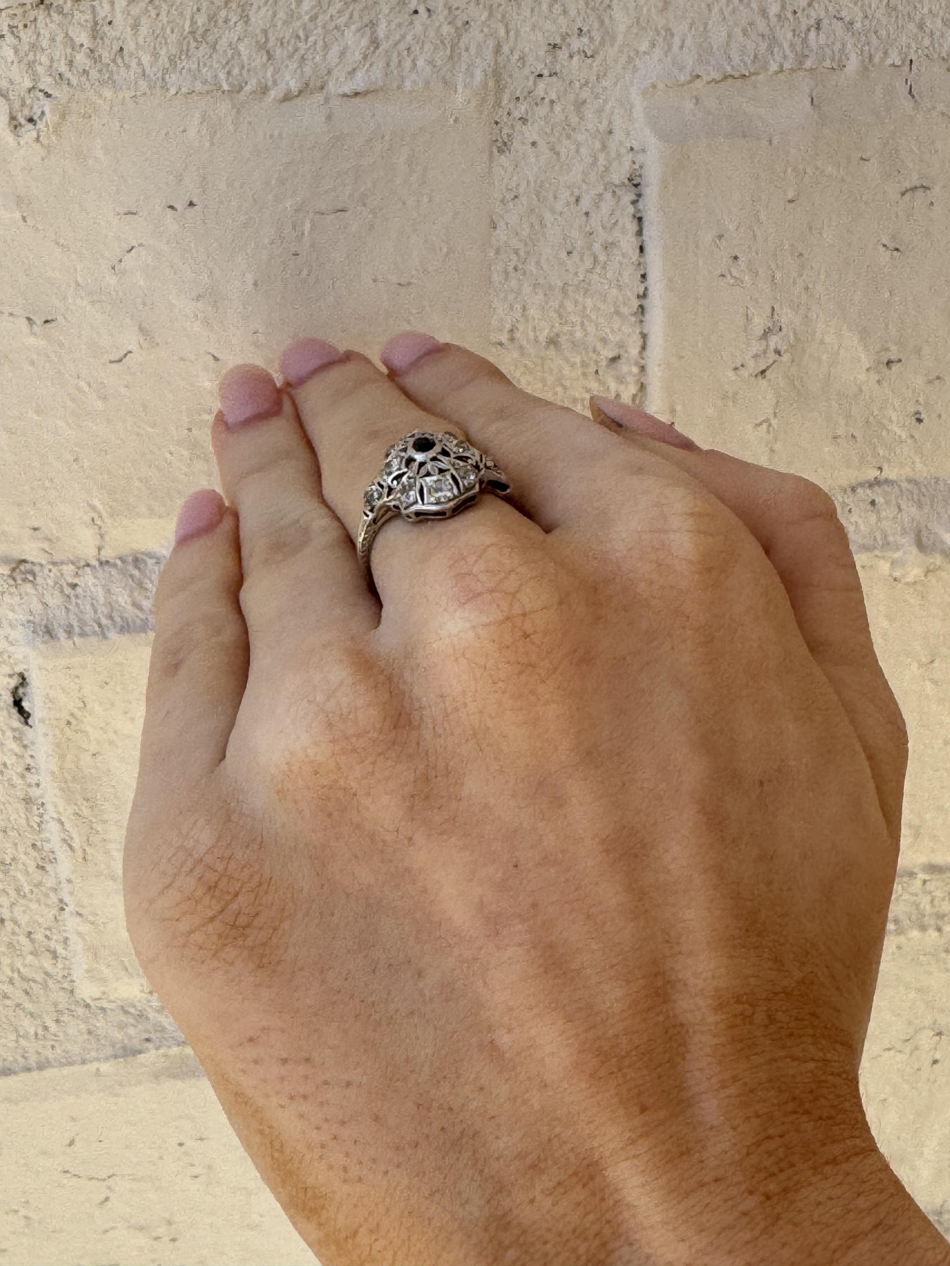 Vintage Dainty Platinum Sapphire & Diamond Filigree Ring In Good Condition In Montgomery, AL