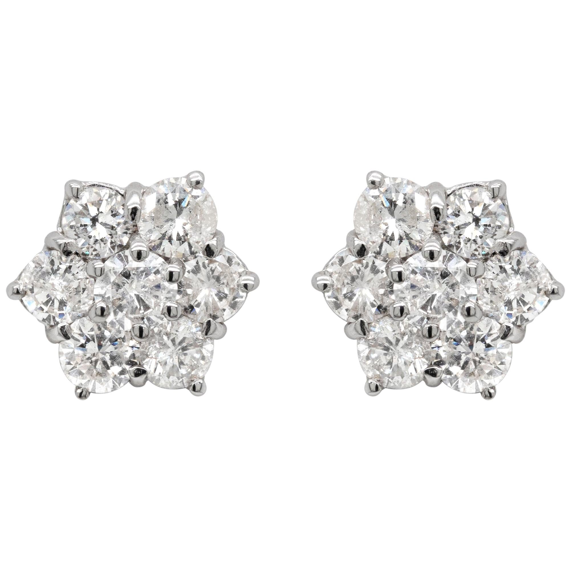 18 Carat White Gold Diamond Cluster Stud Earrings For Sale at 1stDibs