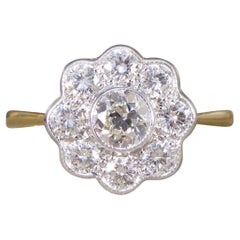 Anello vintage con castone di diamanti a margherita in oro giallo e bianco da 18 carati