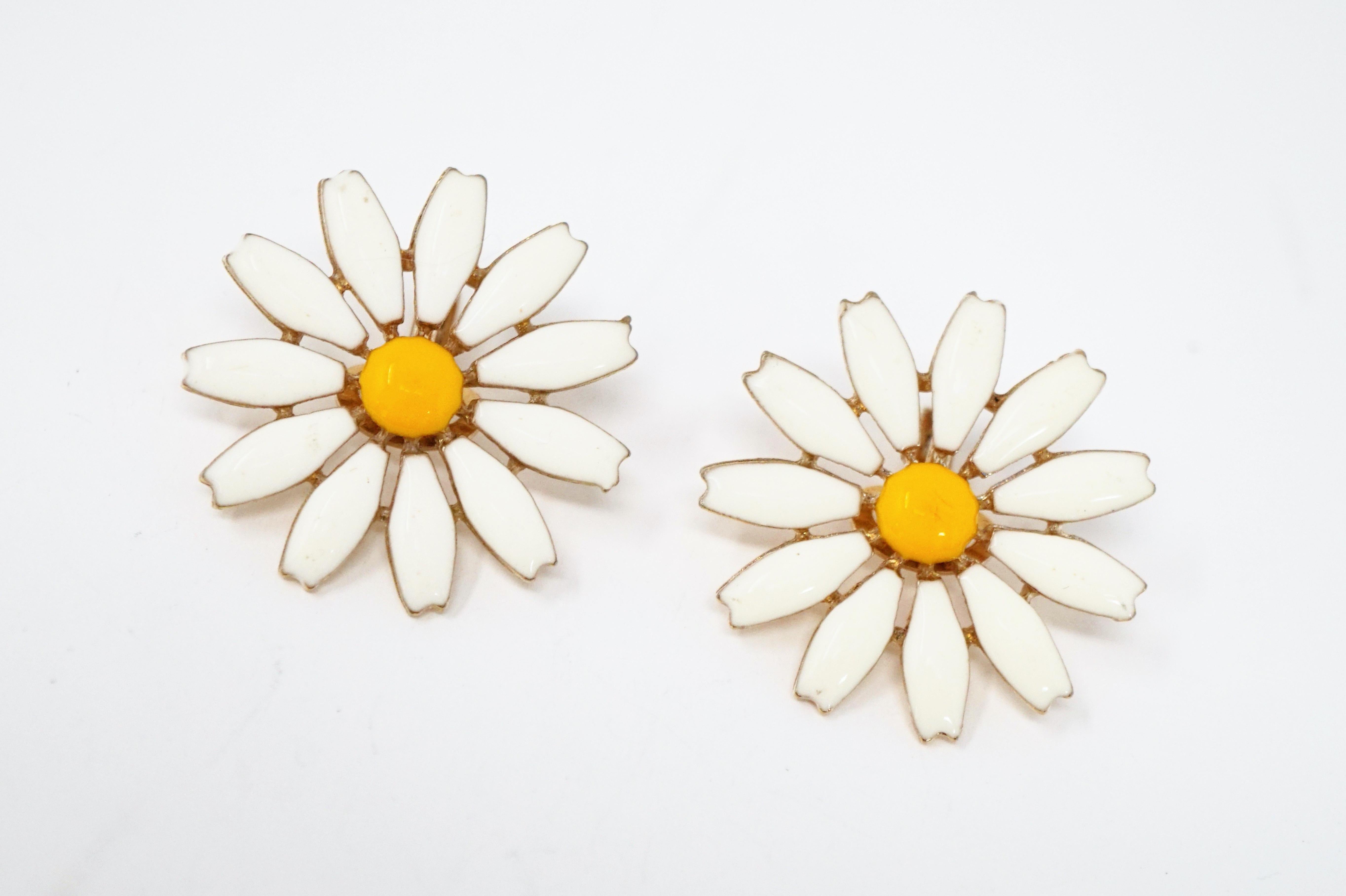 daisy clip on earrings