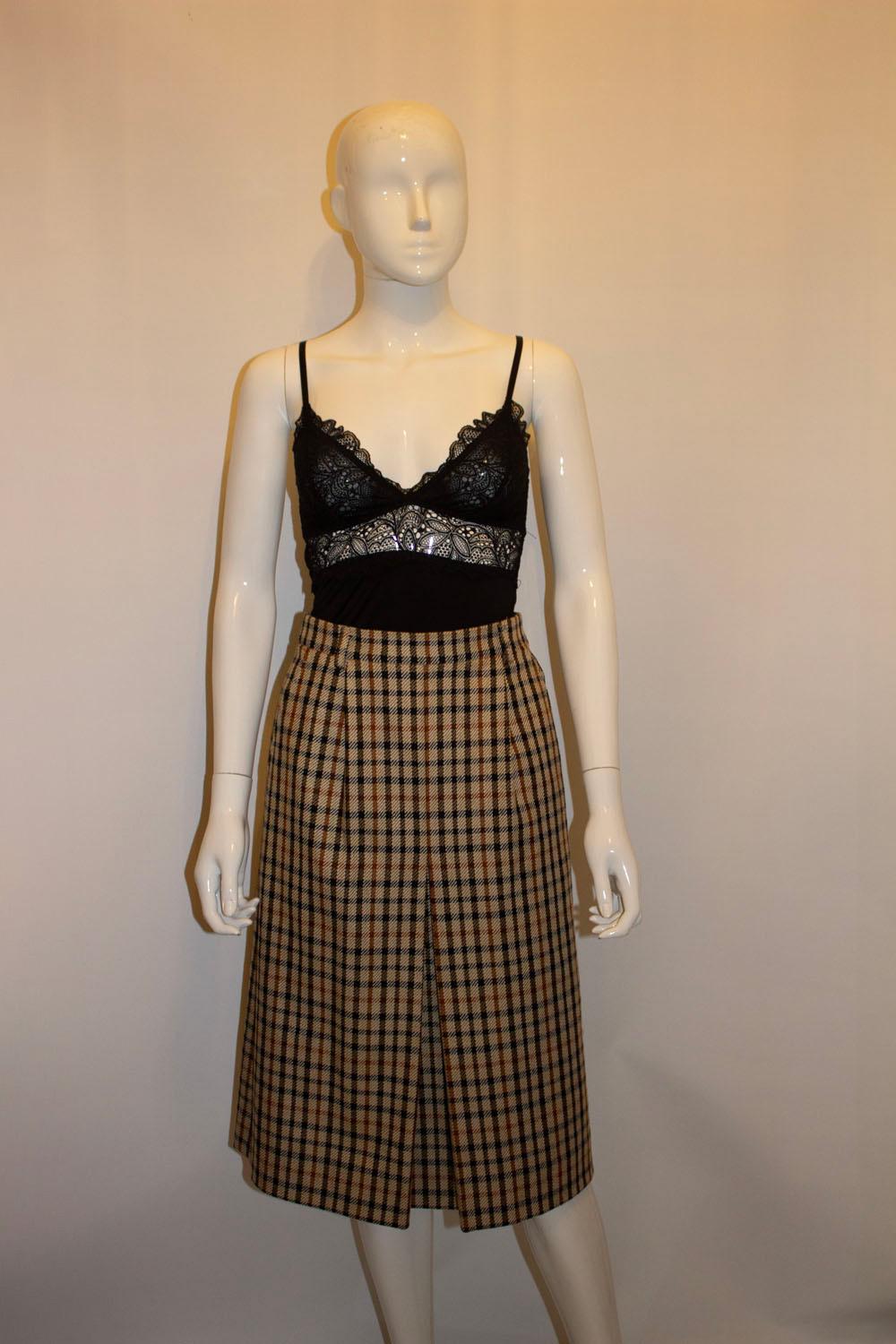 Vintage Daks 1970s  Check Wool  Skirt For Sale 2