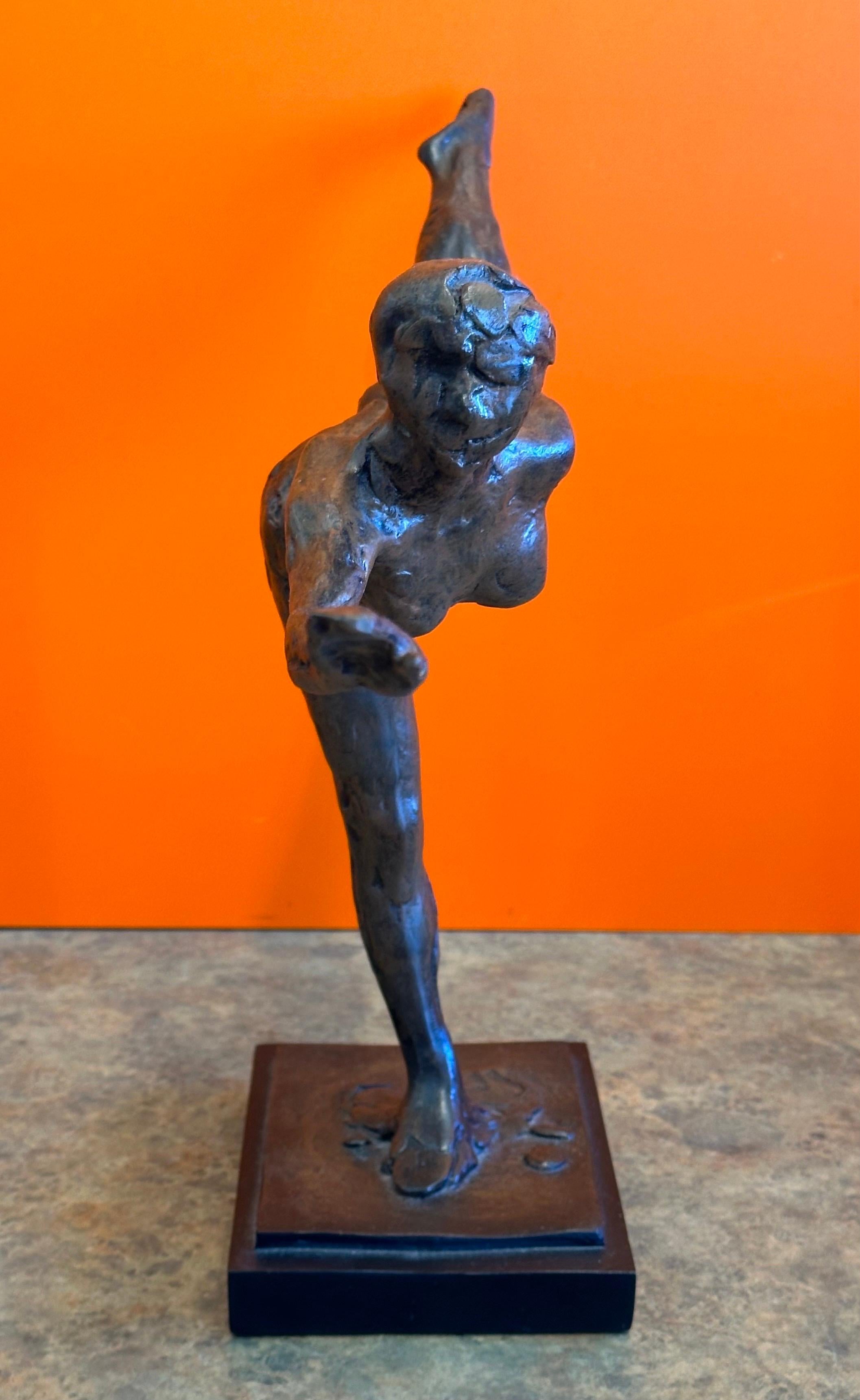 Vintage-Kunstskulptur „Dancer“ aus Harz von Edgar Degas 2