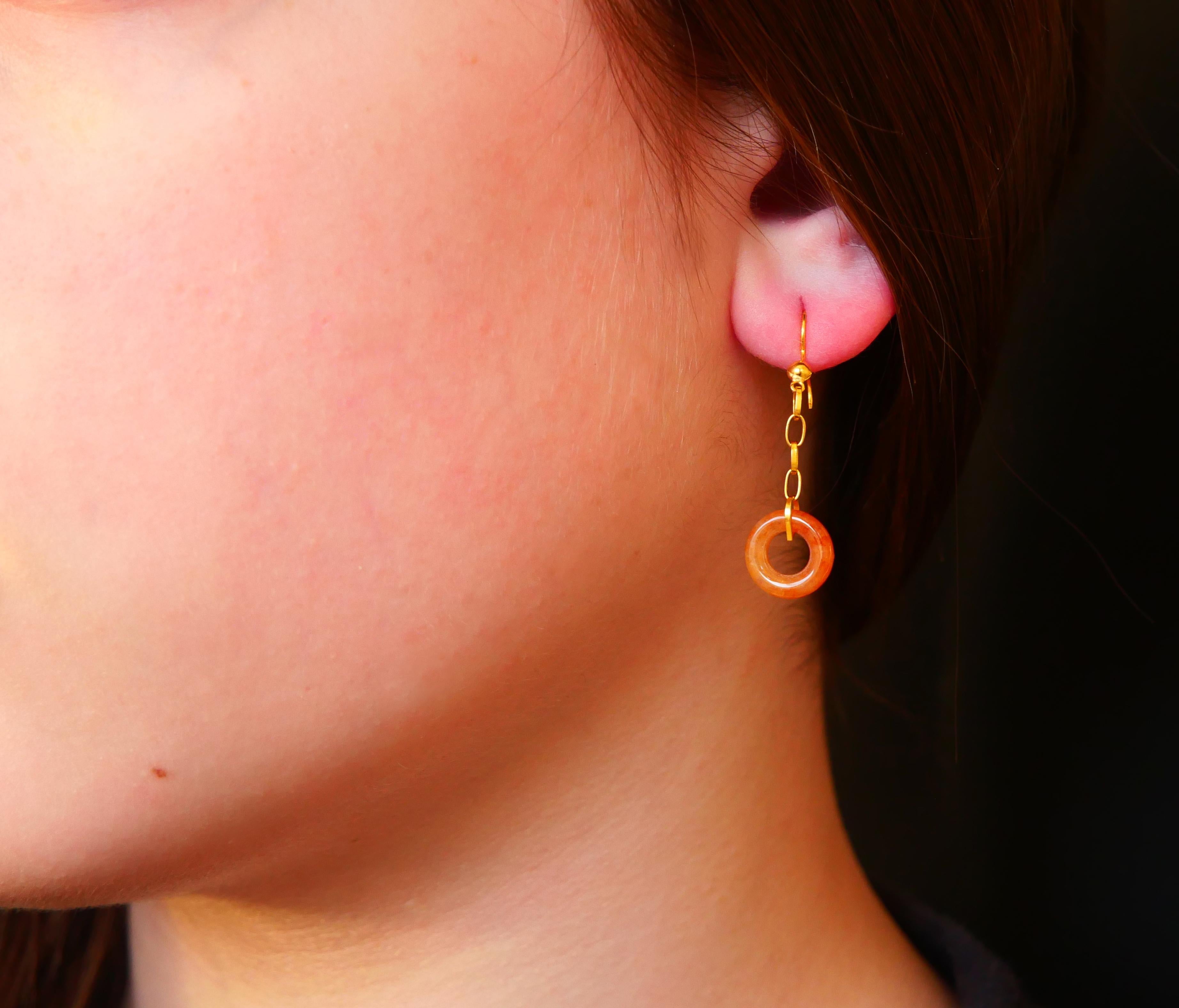 Vintage dangle Bagels Earrings Carnelian solid 18K Gold / 1.72 gr For Sale 1