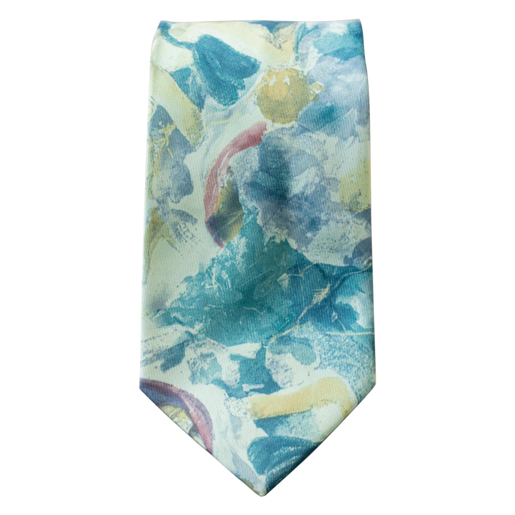 Vintage Daniel Milano 100% silk tie in pastel colors  For Sale