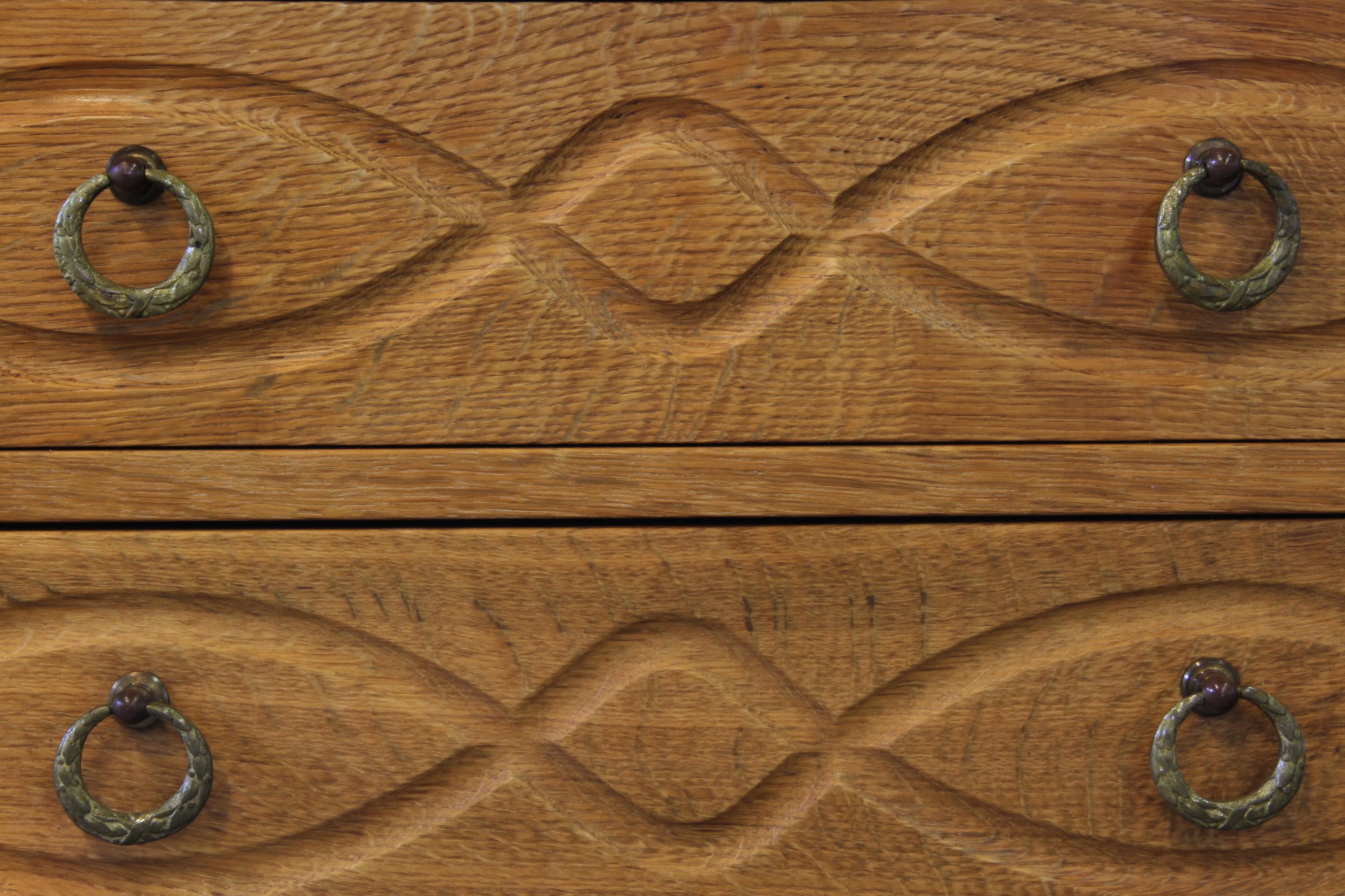 Ottone Comodino in quercia danese vintage degli anni '60, stile Henning Kjærnulf in vendita